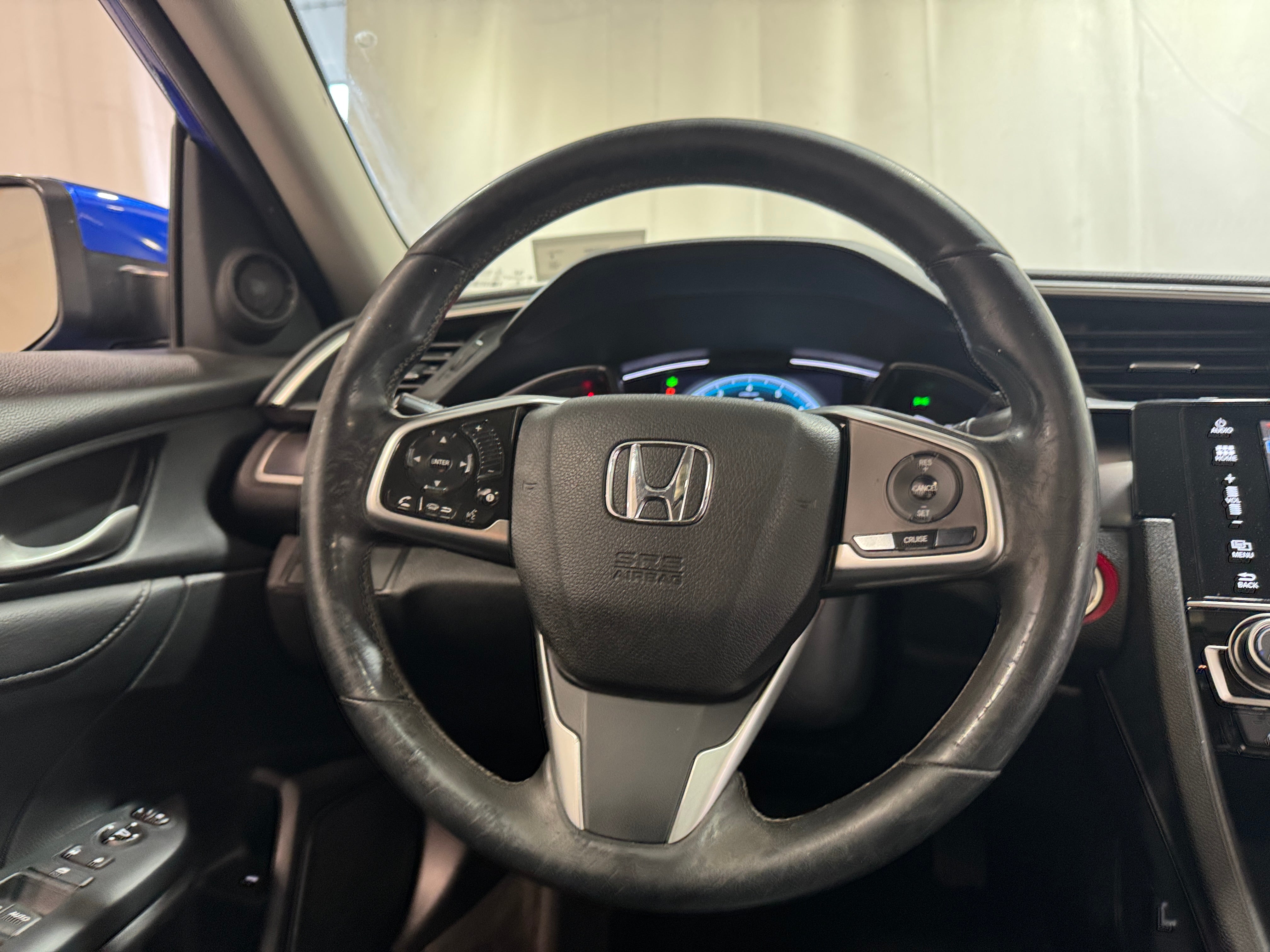2017 Honda Civic EX-L 4
