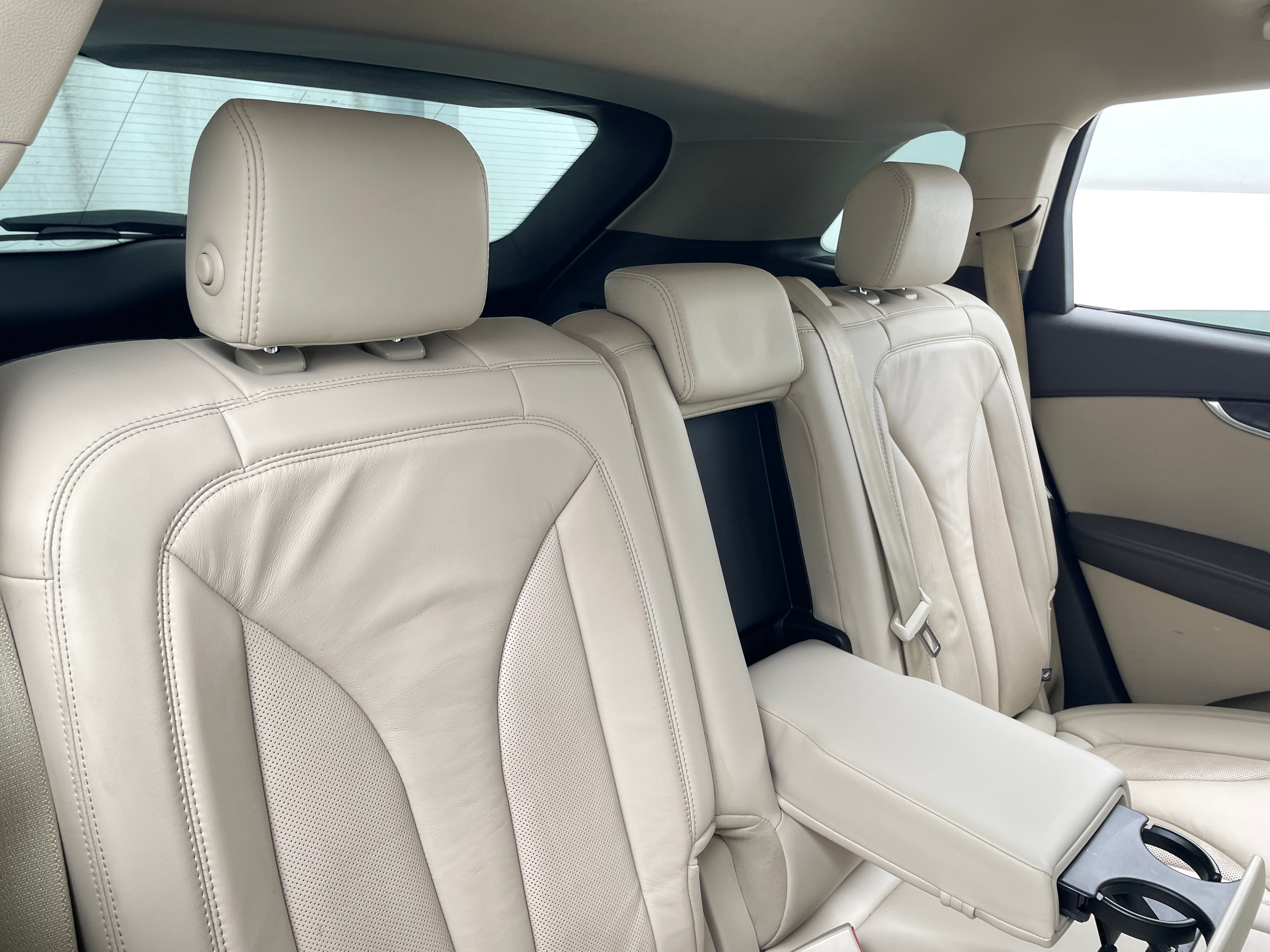 2019 Lincoln Nautilus Select 5