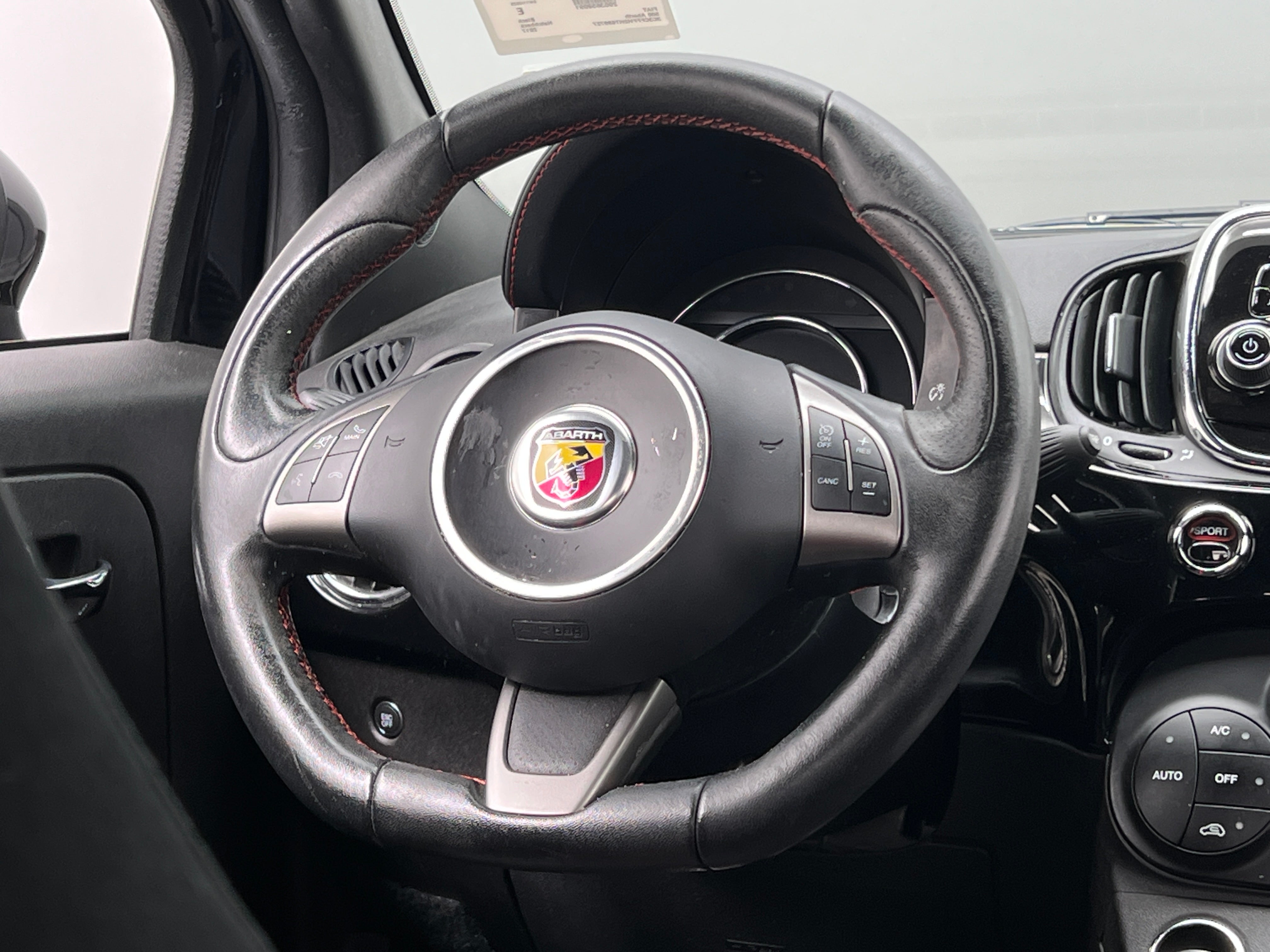 2017 Fiat 500 Abarth 5