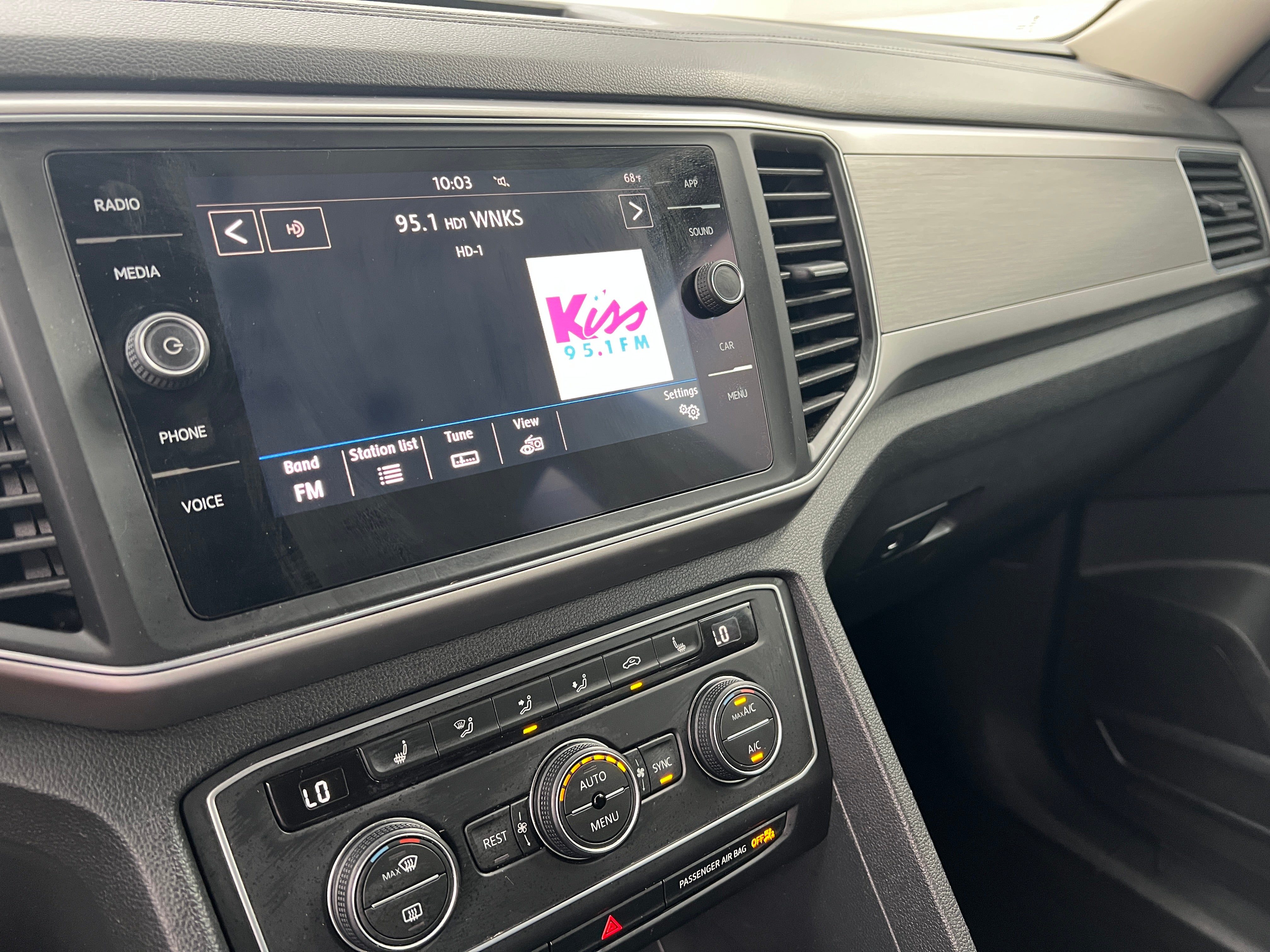 2019 Volkswagen Atlas SE 3