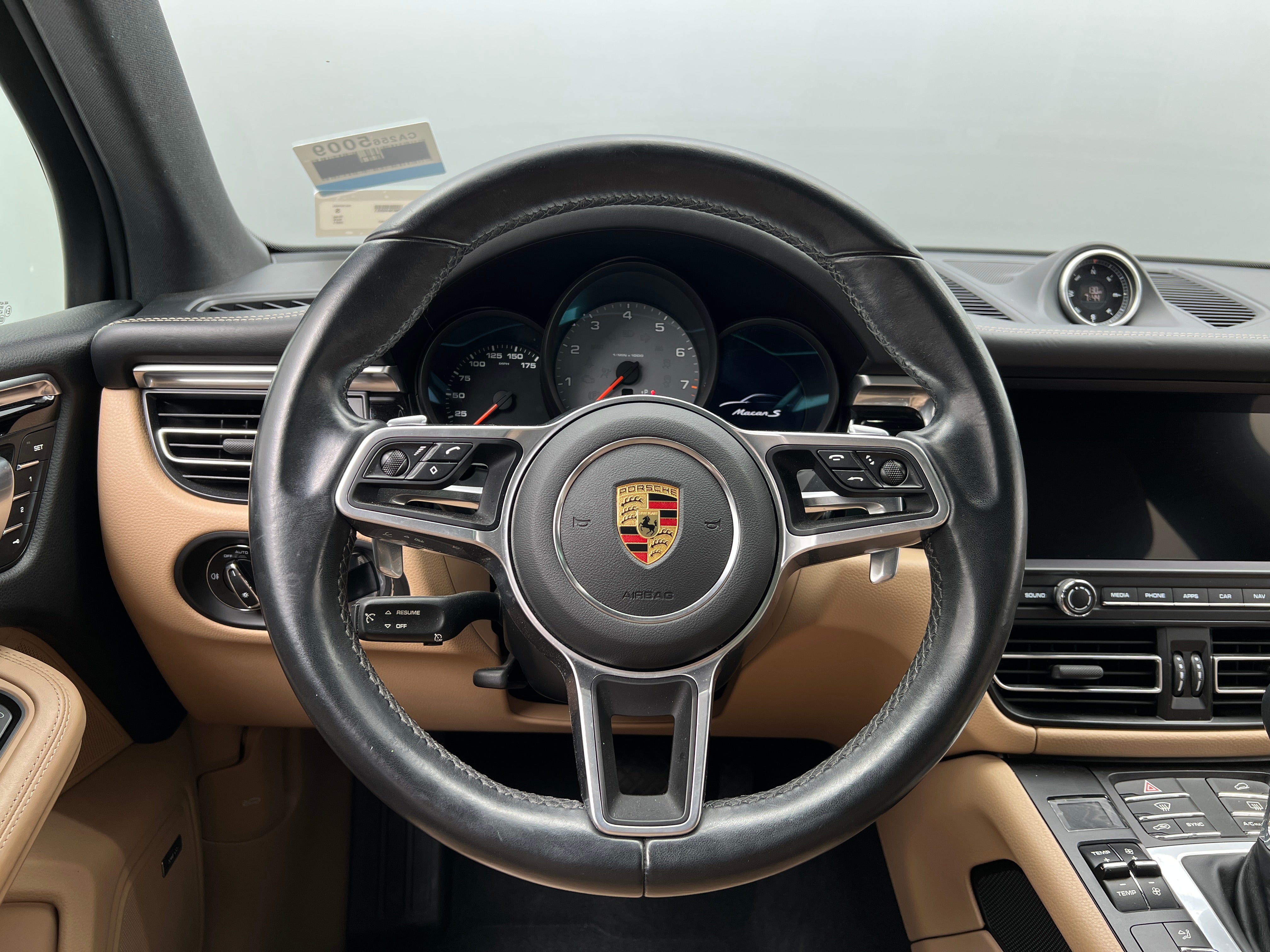 2021 Porsche Macan S 4