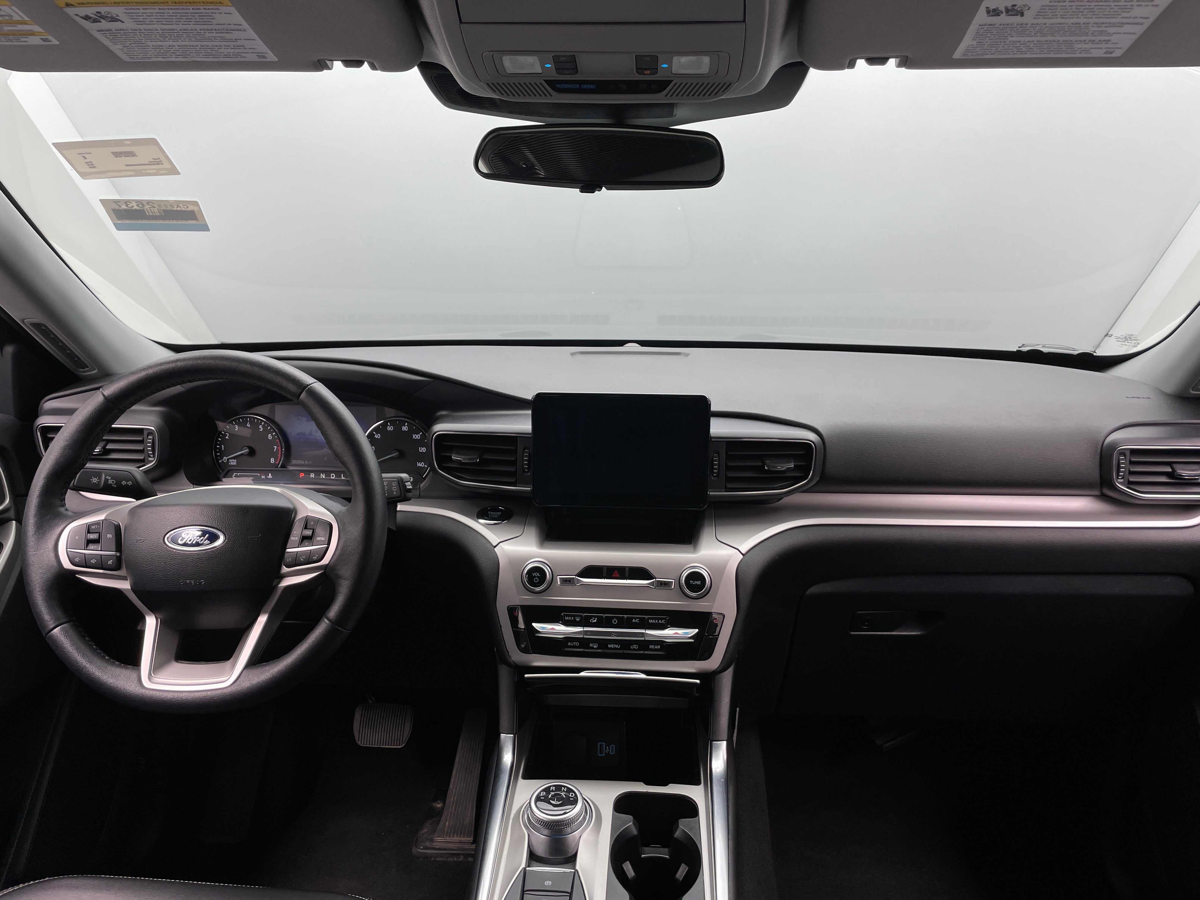 2024 Ford Explorer XLT 3