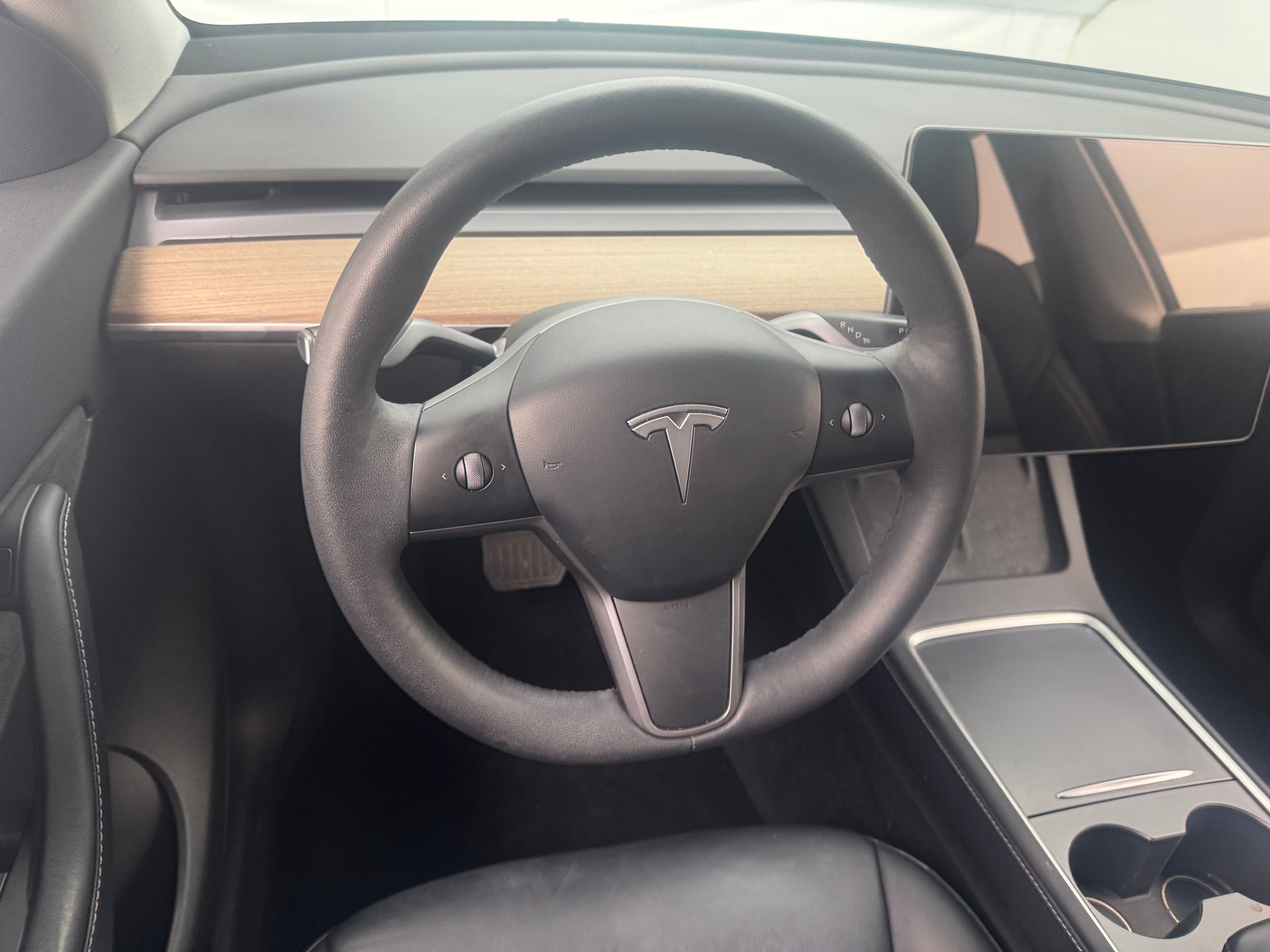 2022 Tesla Model Y Long Range 3
