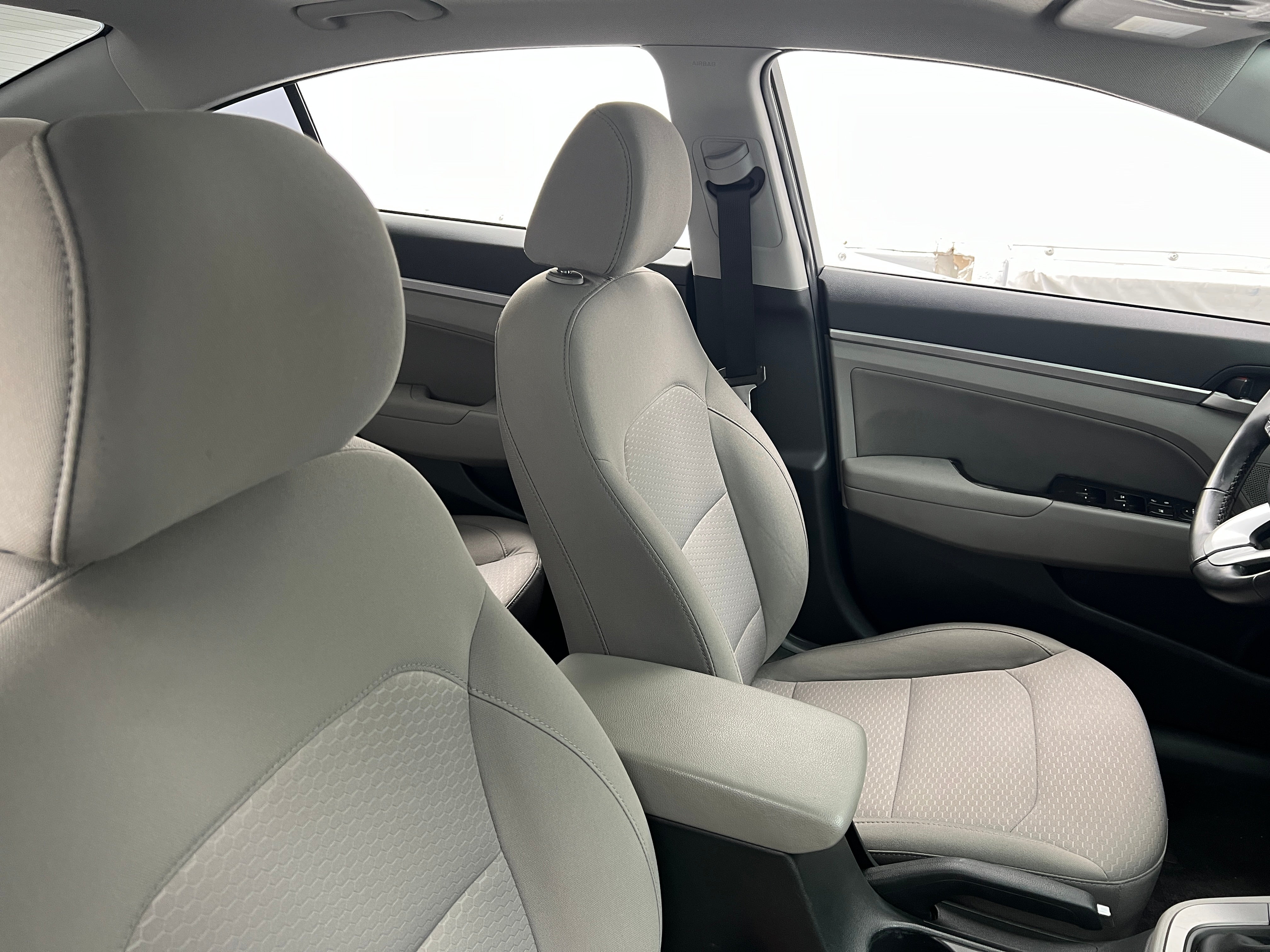 2019 Hyundai Elantra Value Edition 2