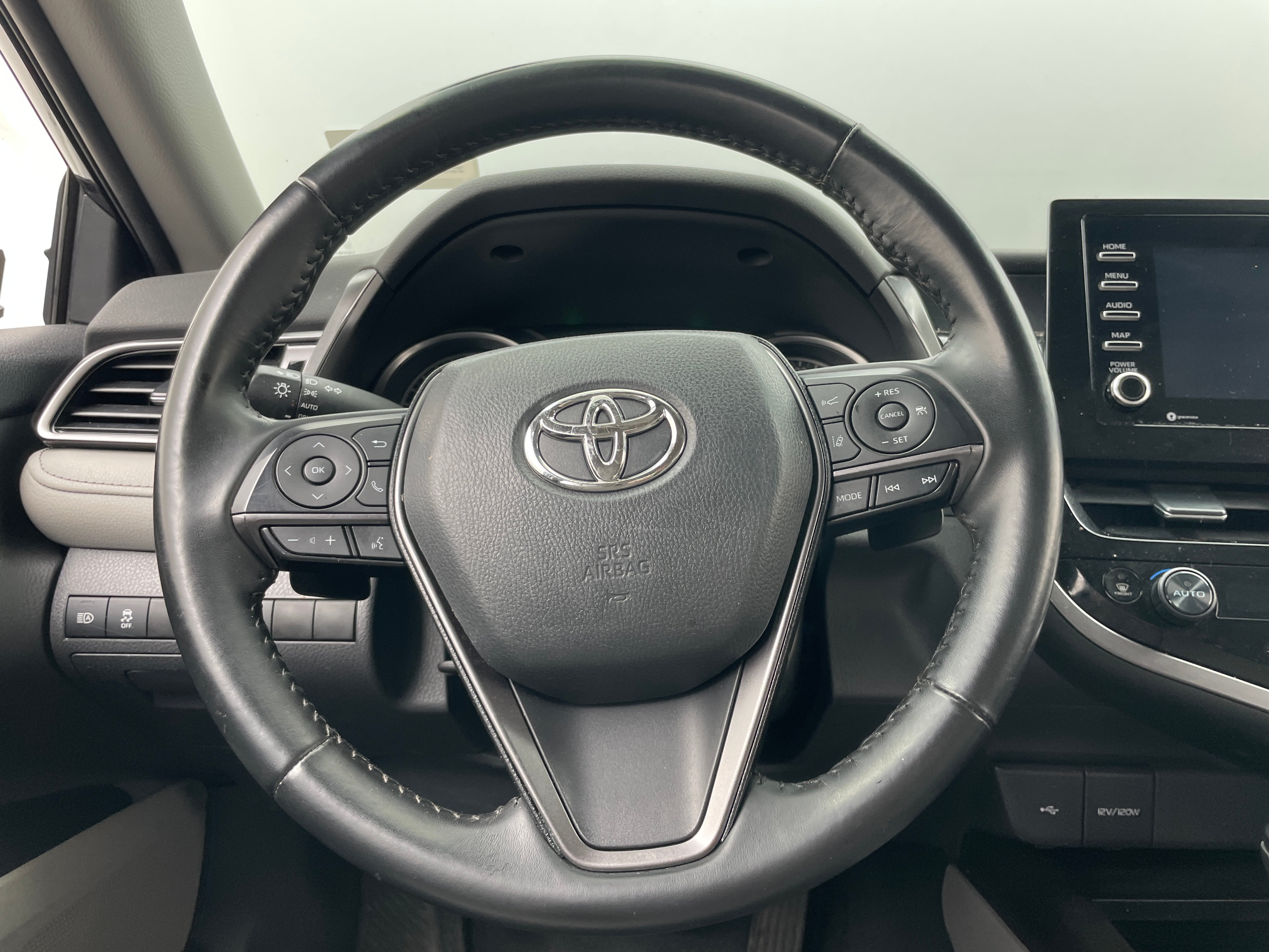 2023 Toyota Camry SE 5