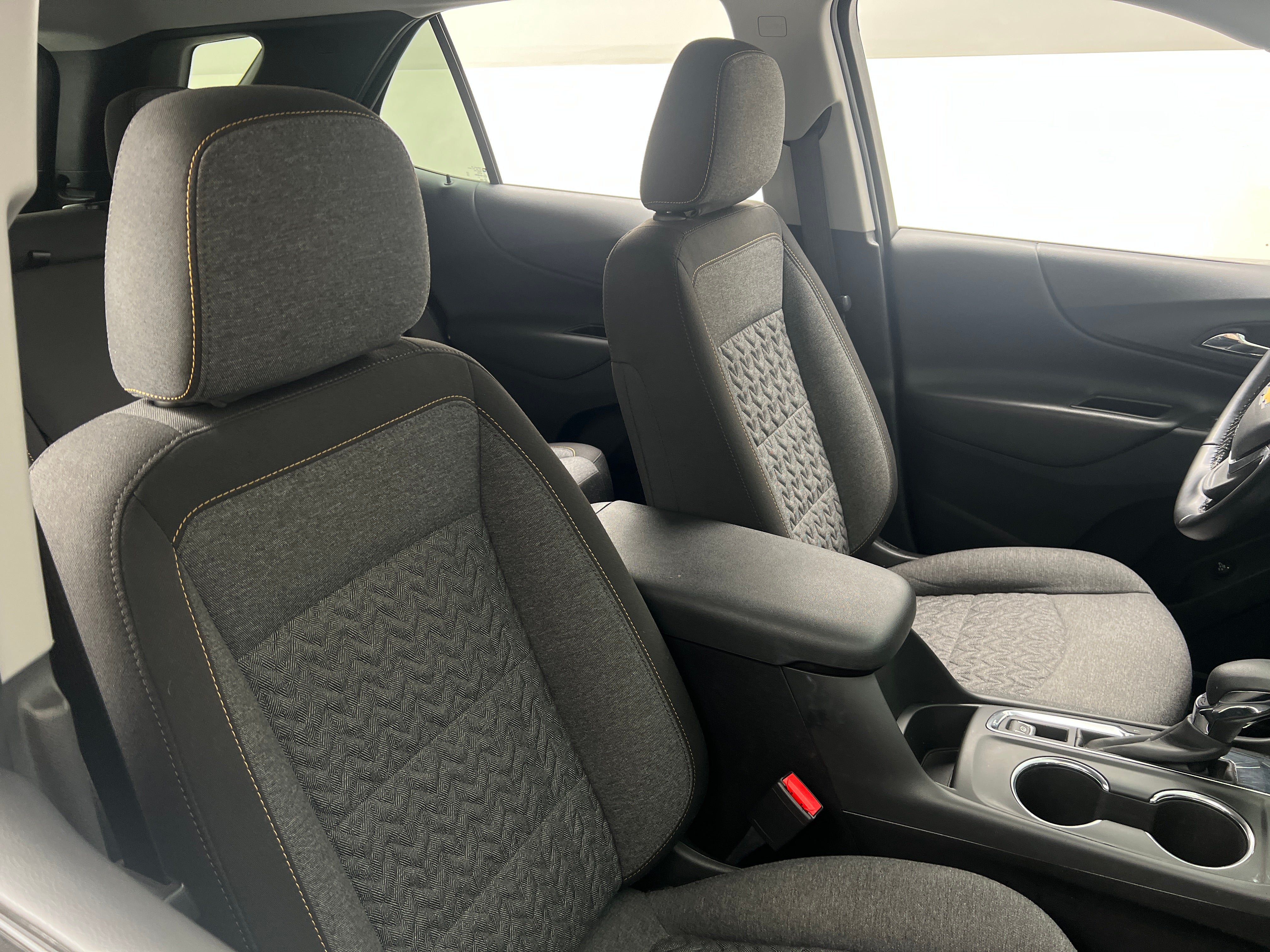 2023 Chevrolet Equinox LT 2