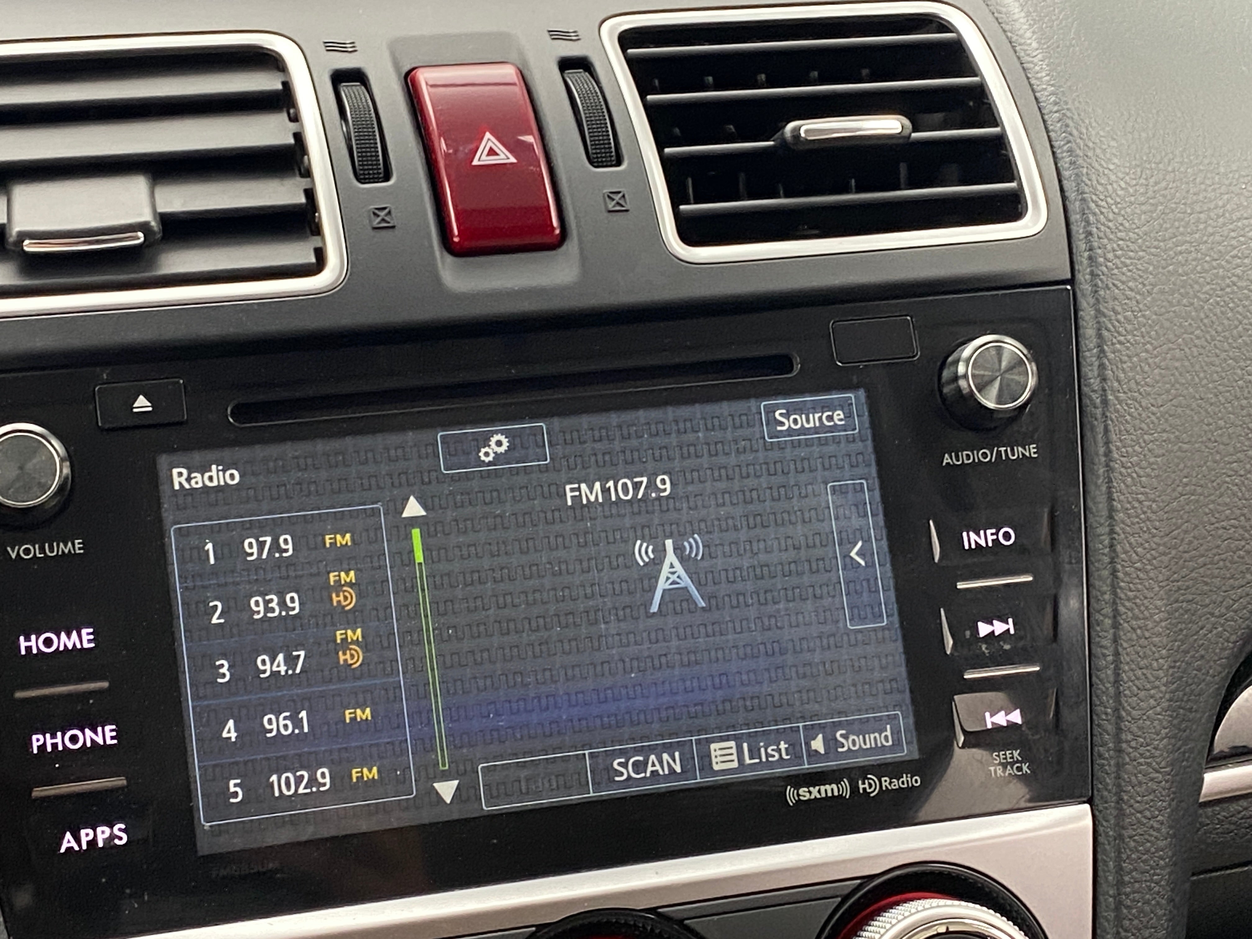 2016 Subaru Crosstrek Limited 3
