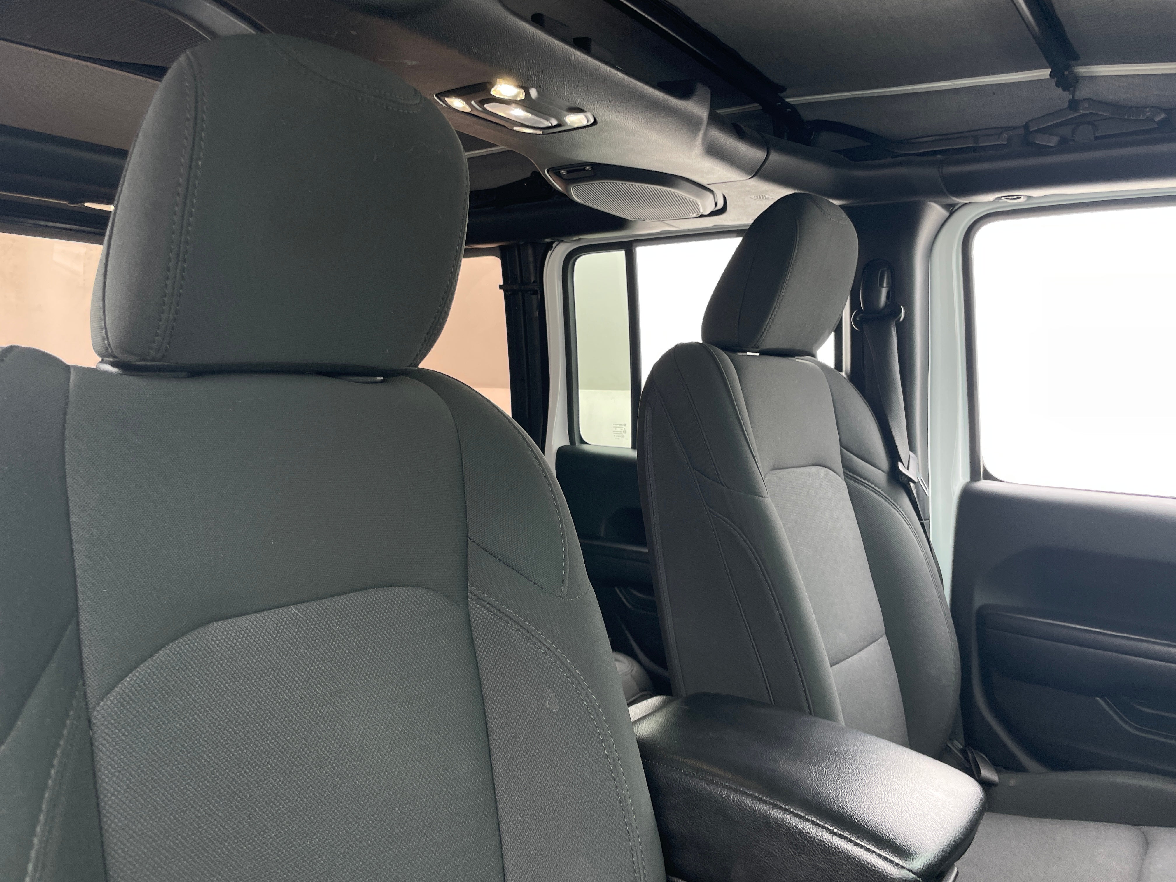 2021 Jeep Wrangler Unlimited Sport S 2