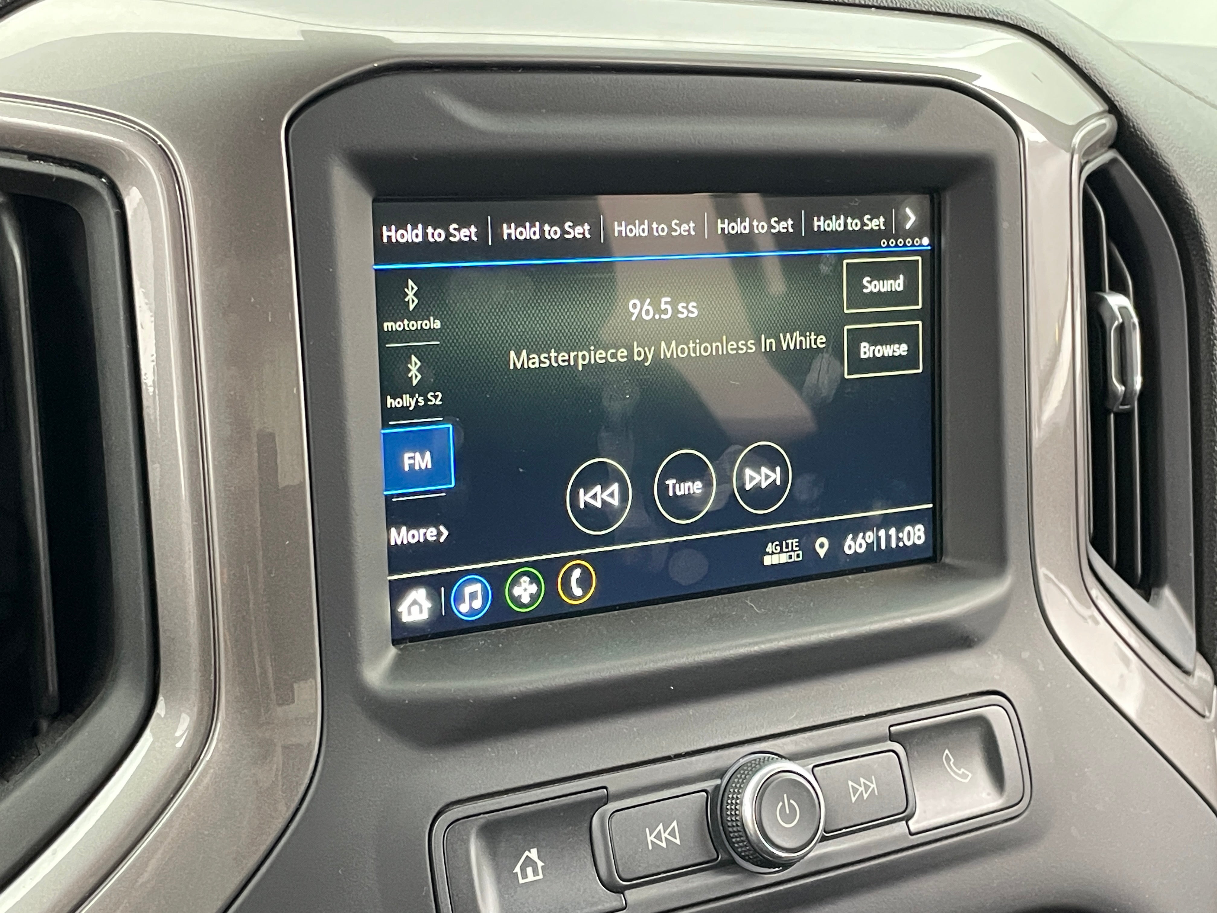 2019 Chevrolet Silverado 1500 Custom 4