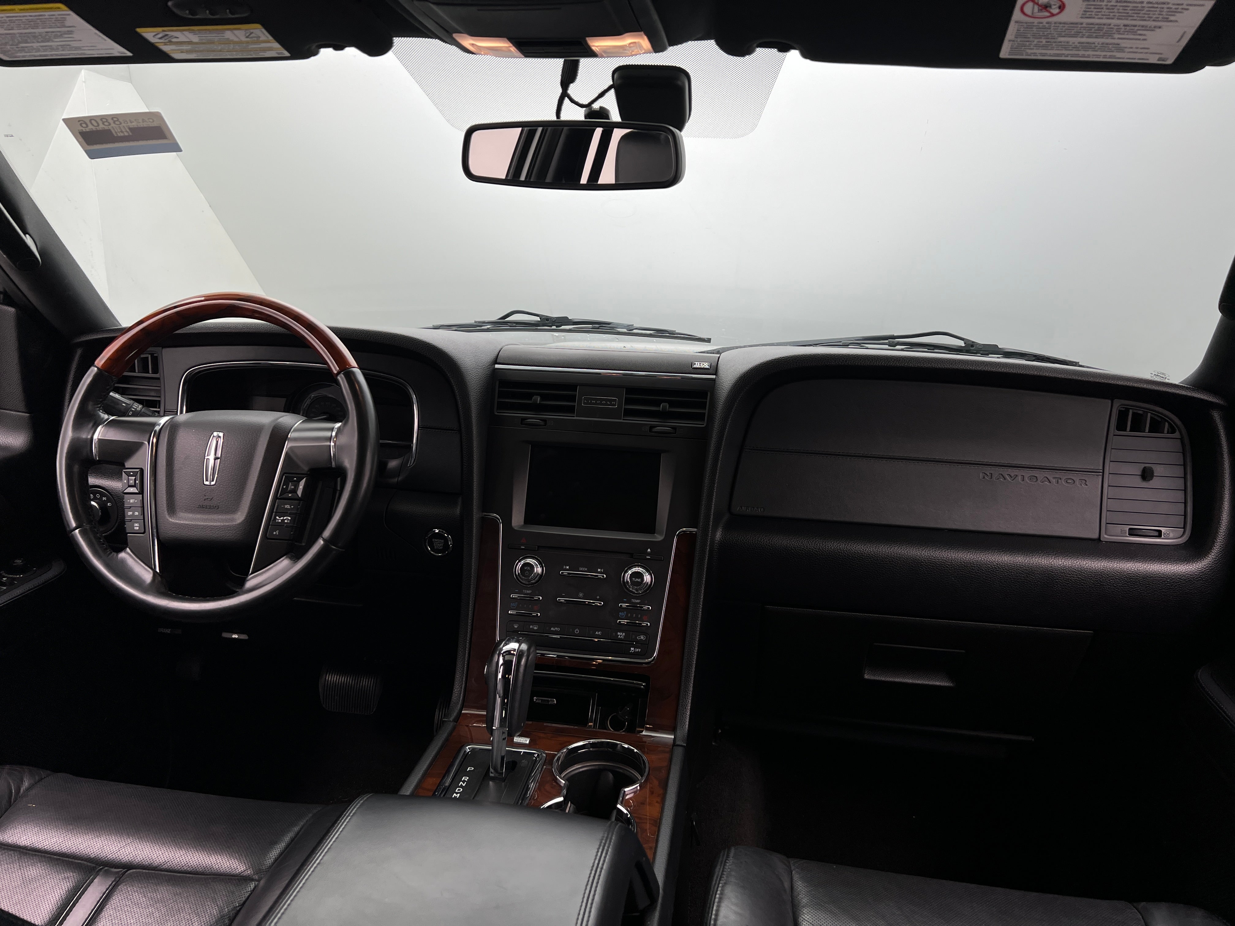 2015 Lincoln Navigator  2