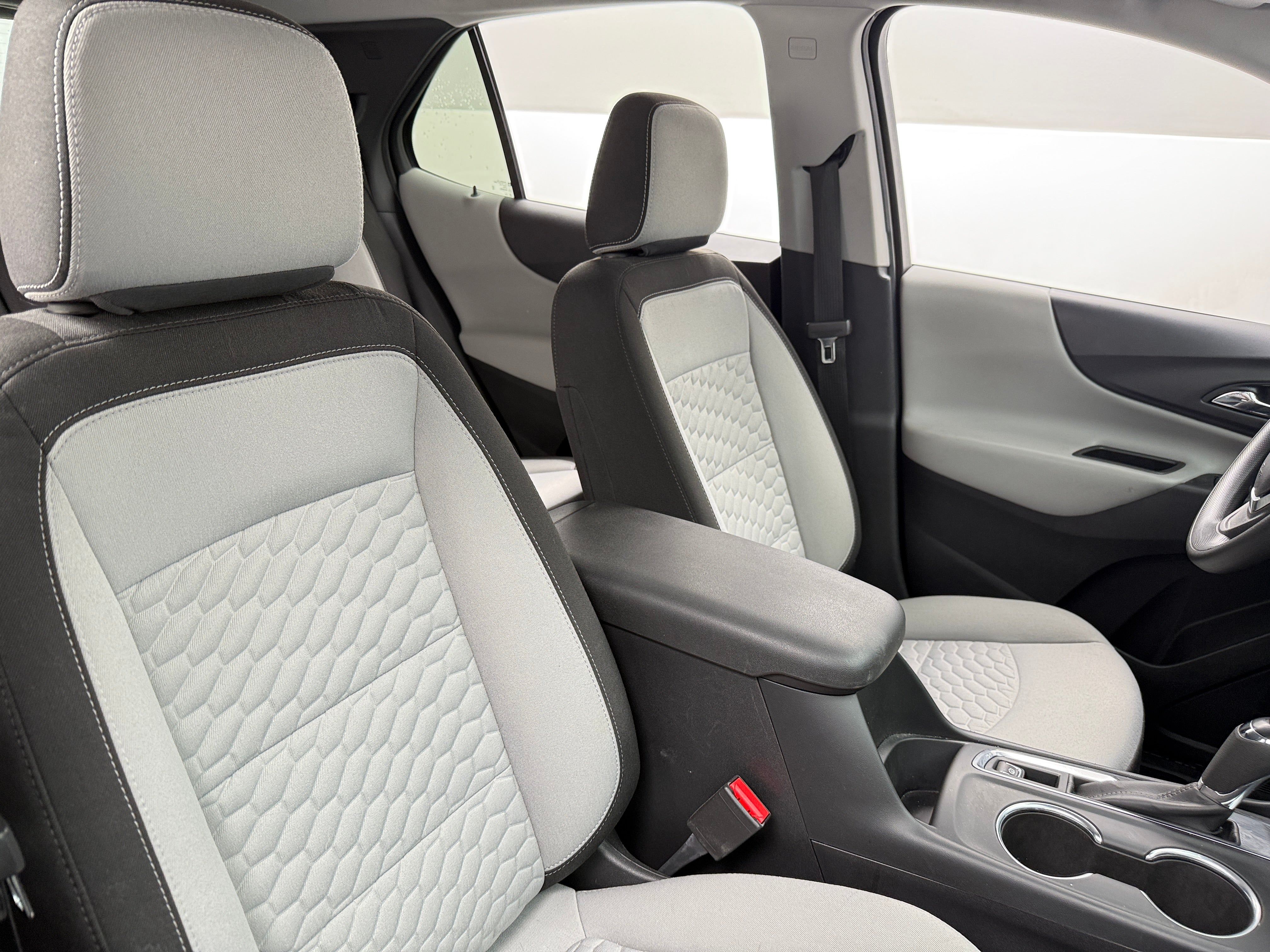 2019 Chevrolet Equinox LS 2