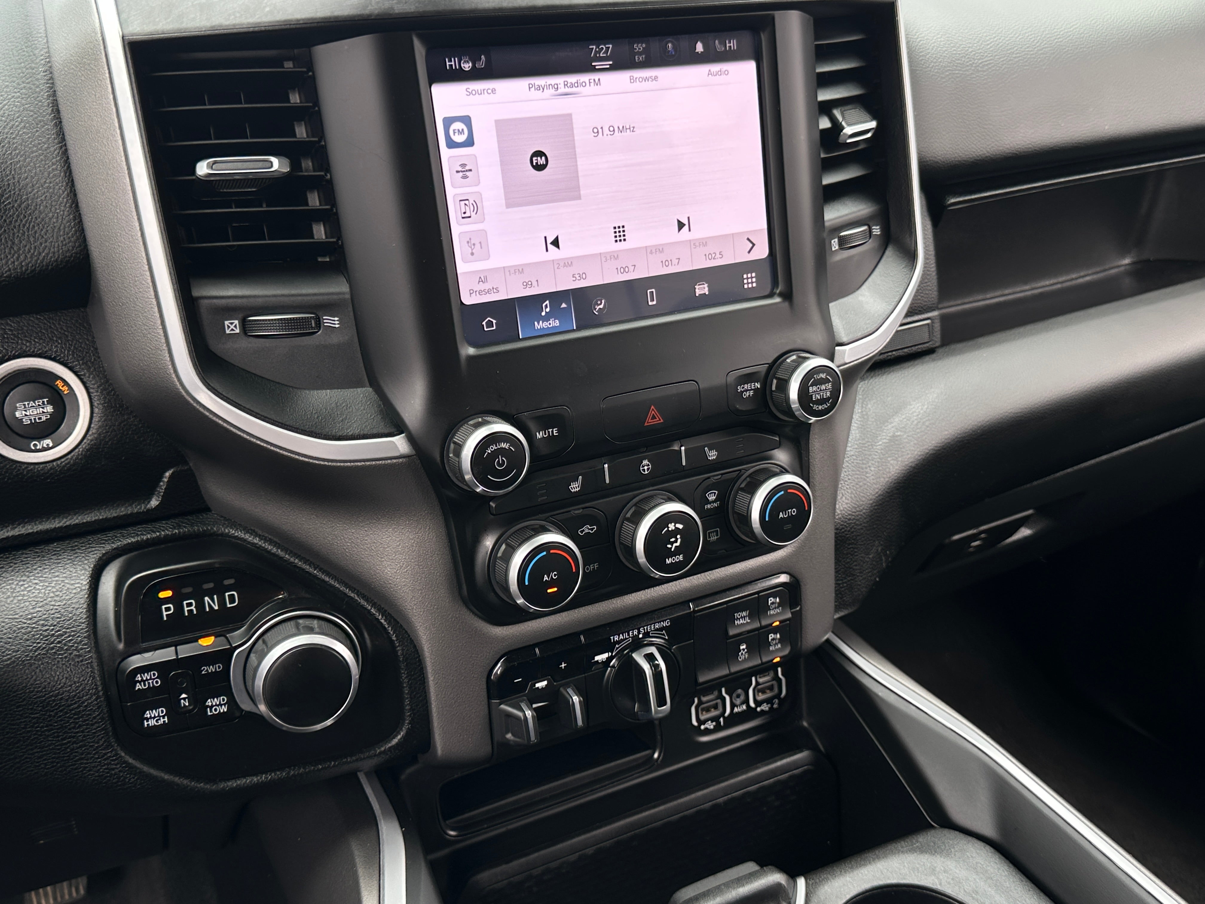 2022 RAM 1500 Big Horn 3
