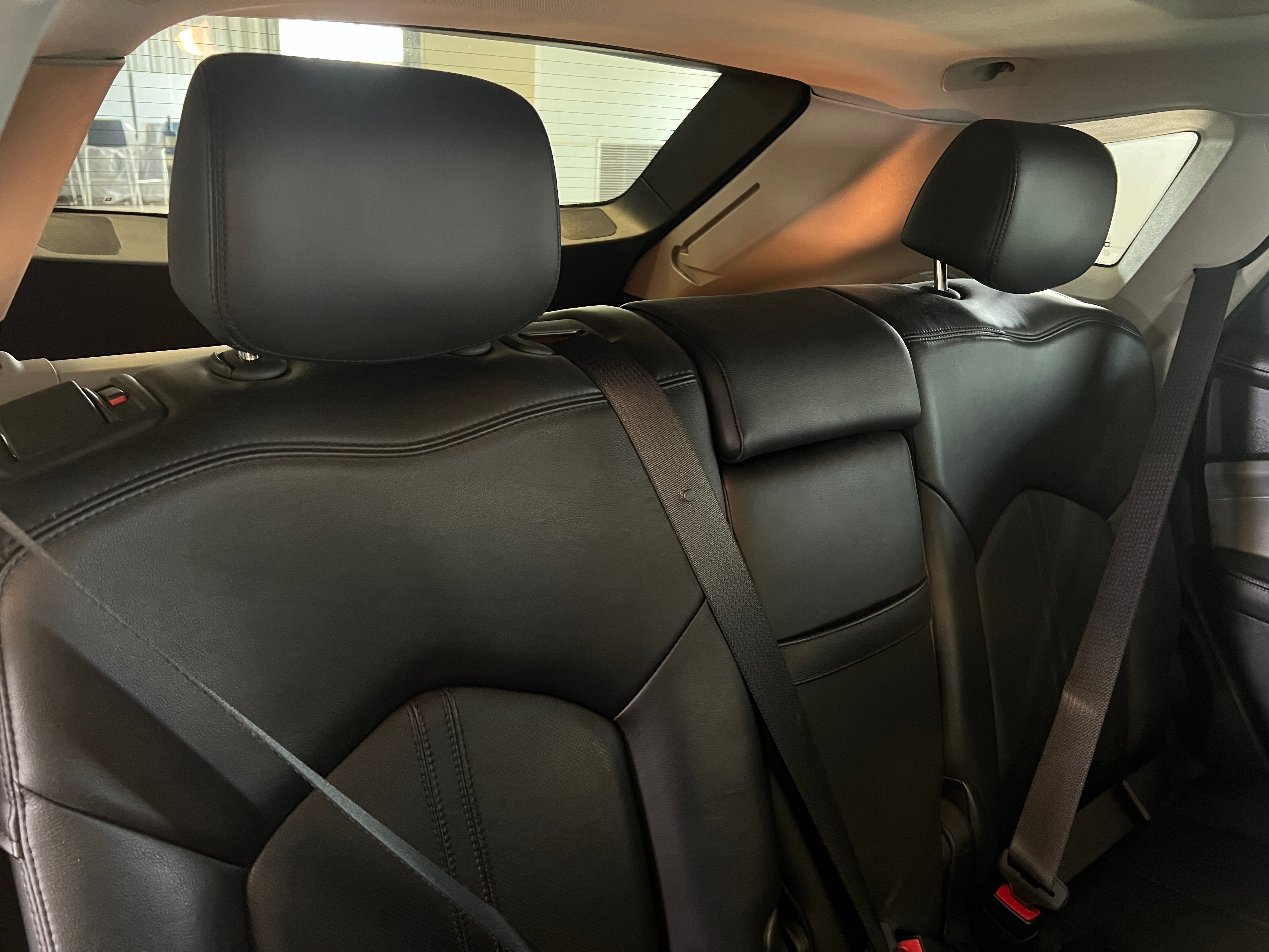 2011 Cadillac SRX Base 5