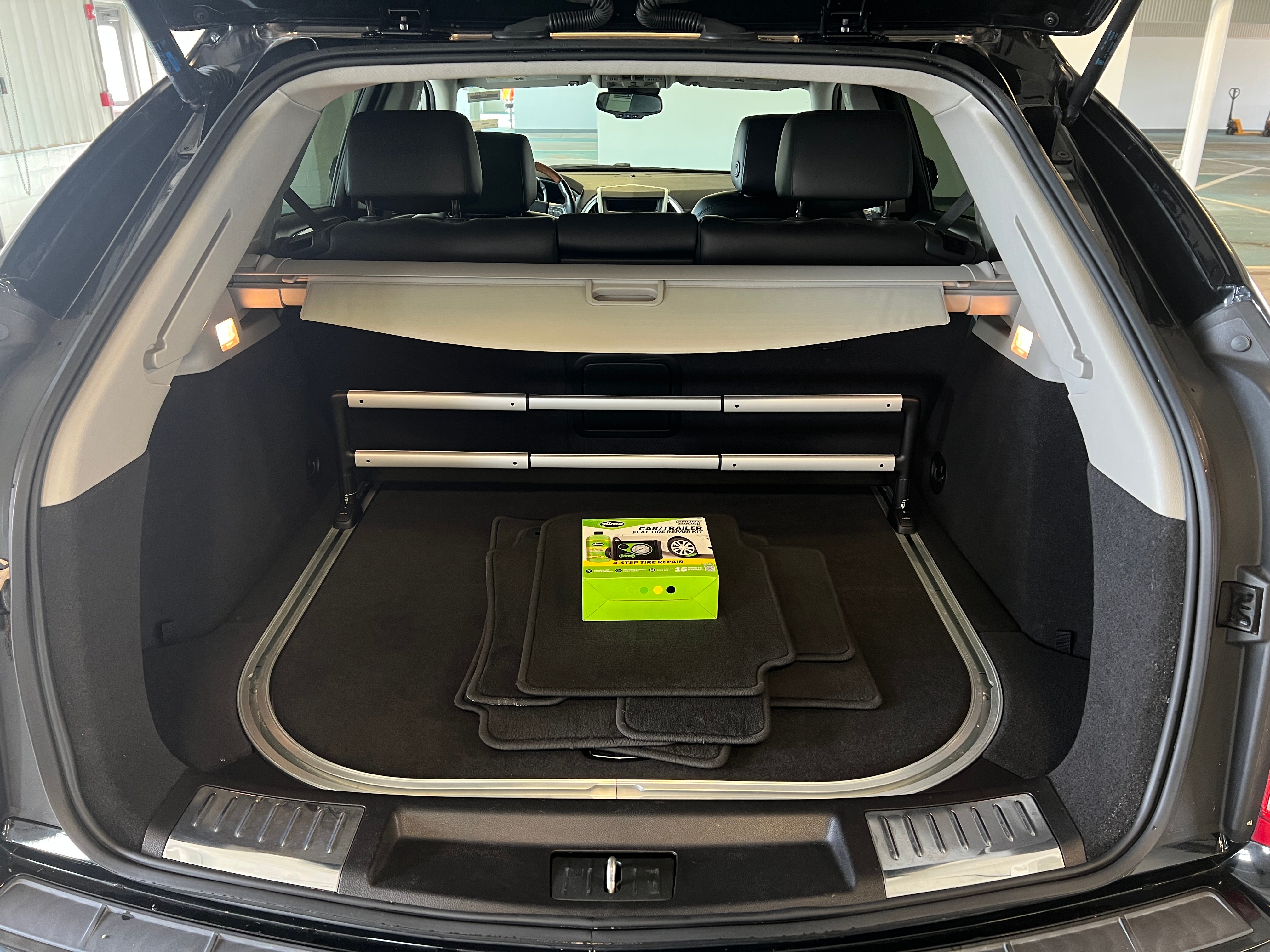 2011 Cadillac SRX Base 6