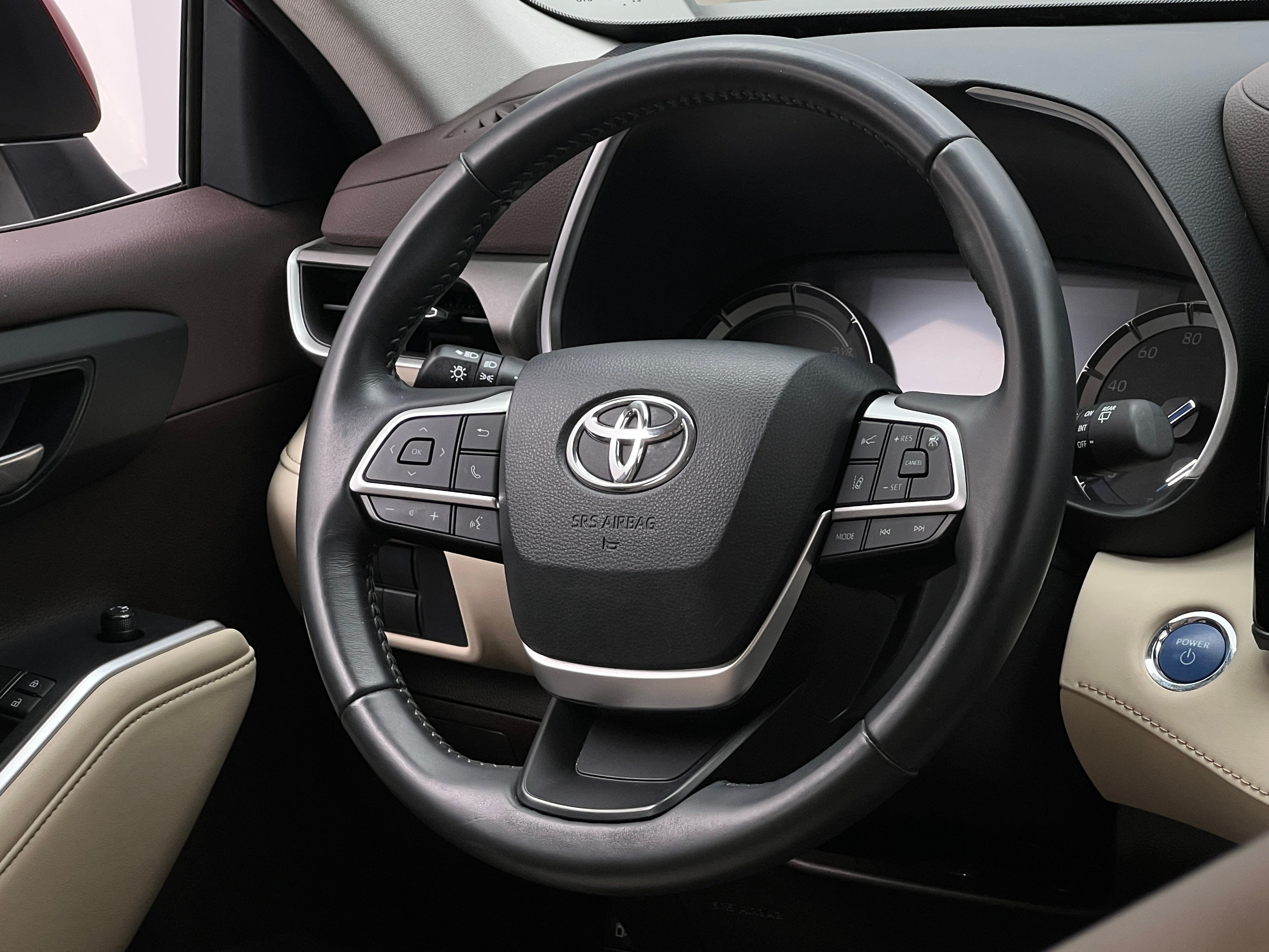 2022 Toyota Highlander XLE 4