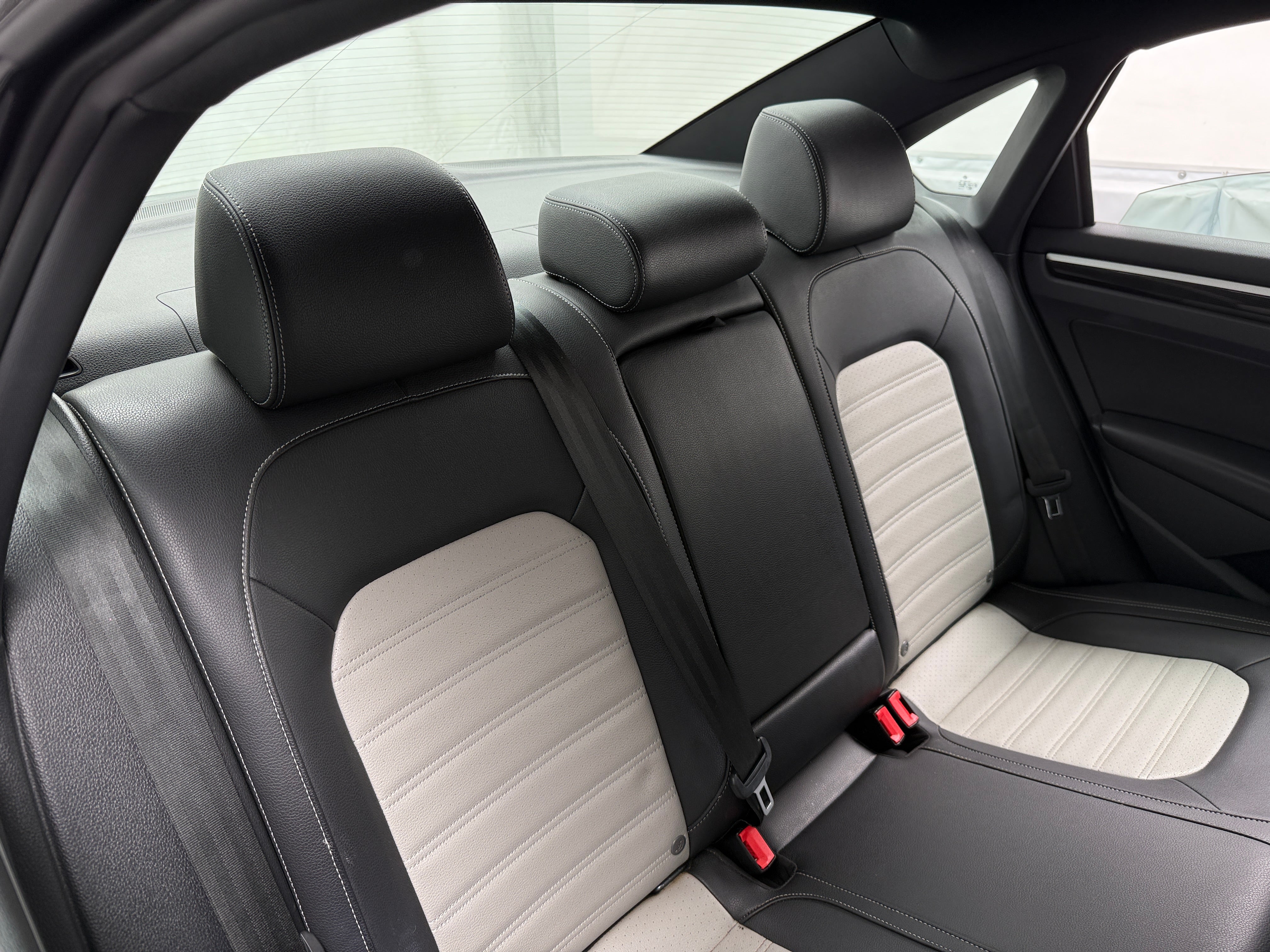 2018 Volkswagen Passat GT 5