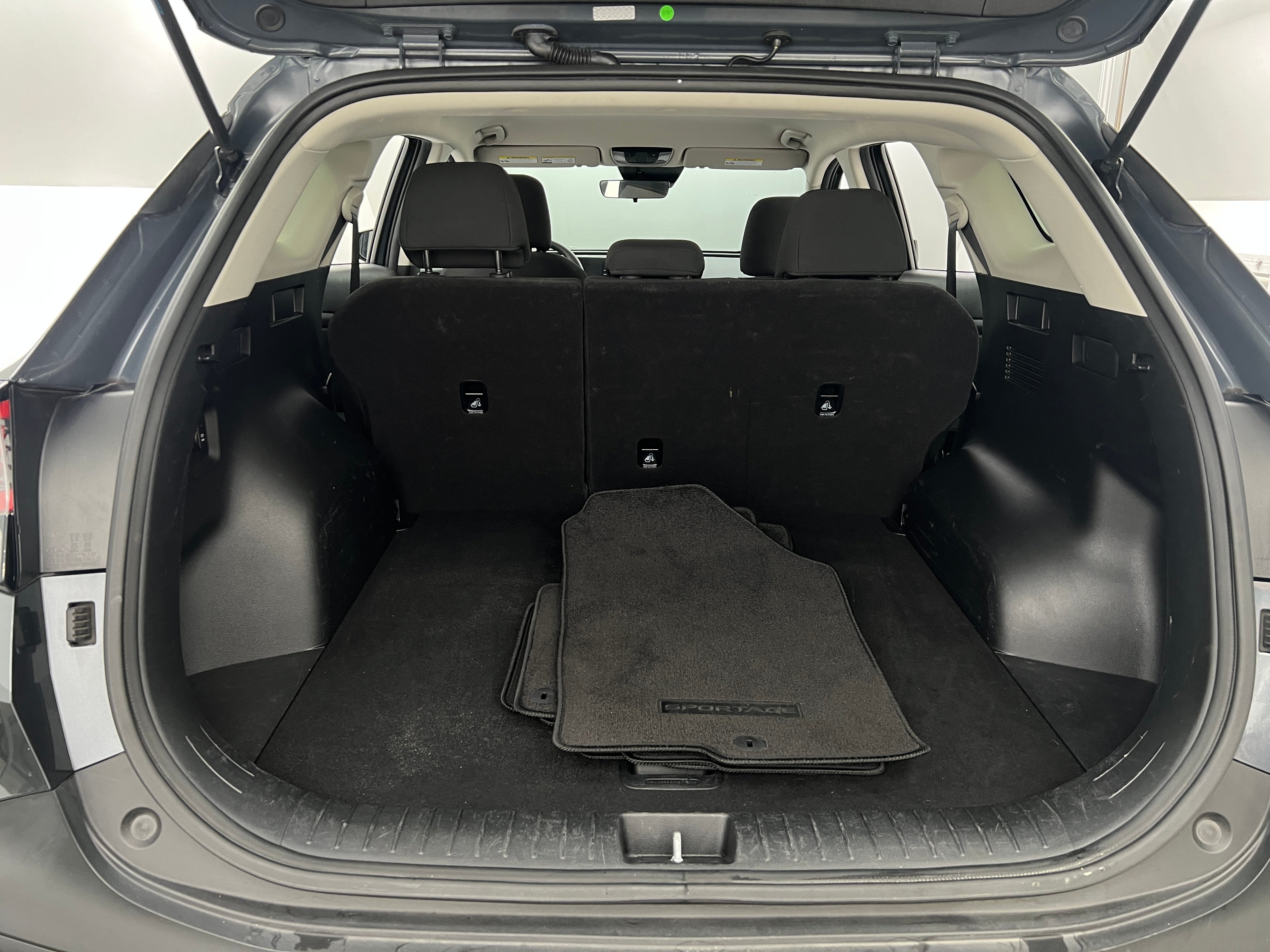 2023 Kia Sportage LX 7