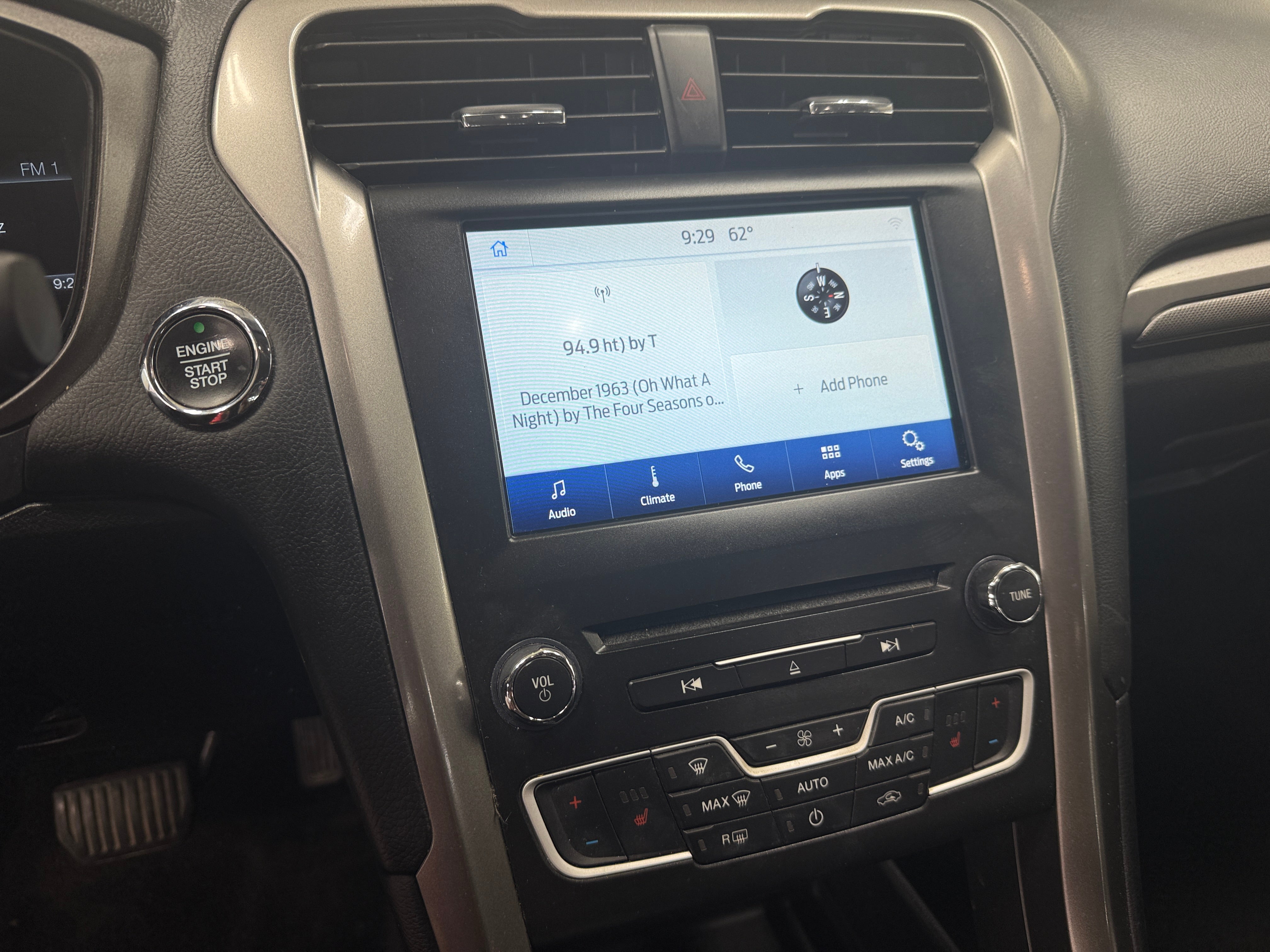 2018 Ford Fusion SE 4