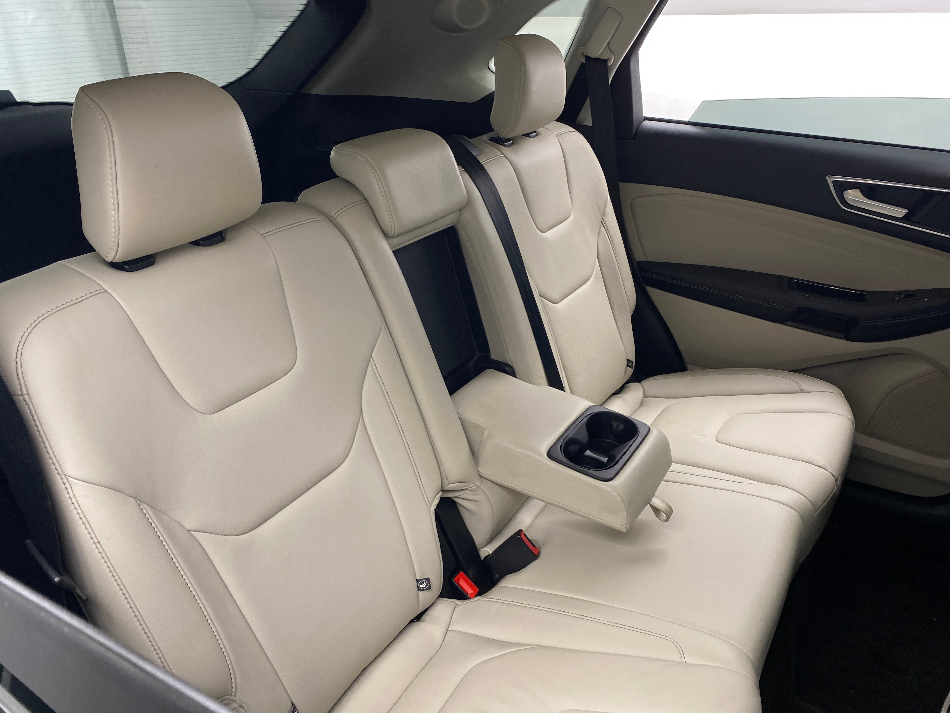 2018 Ford Edge Titanium 5
