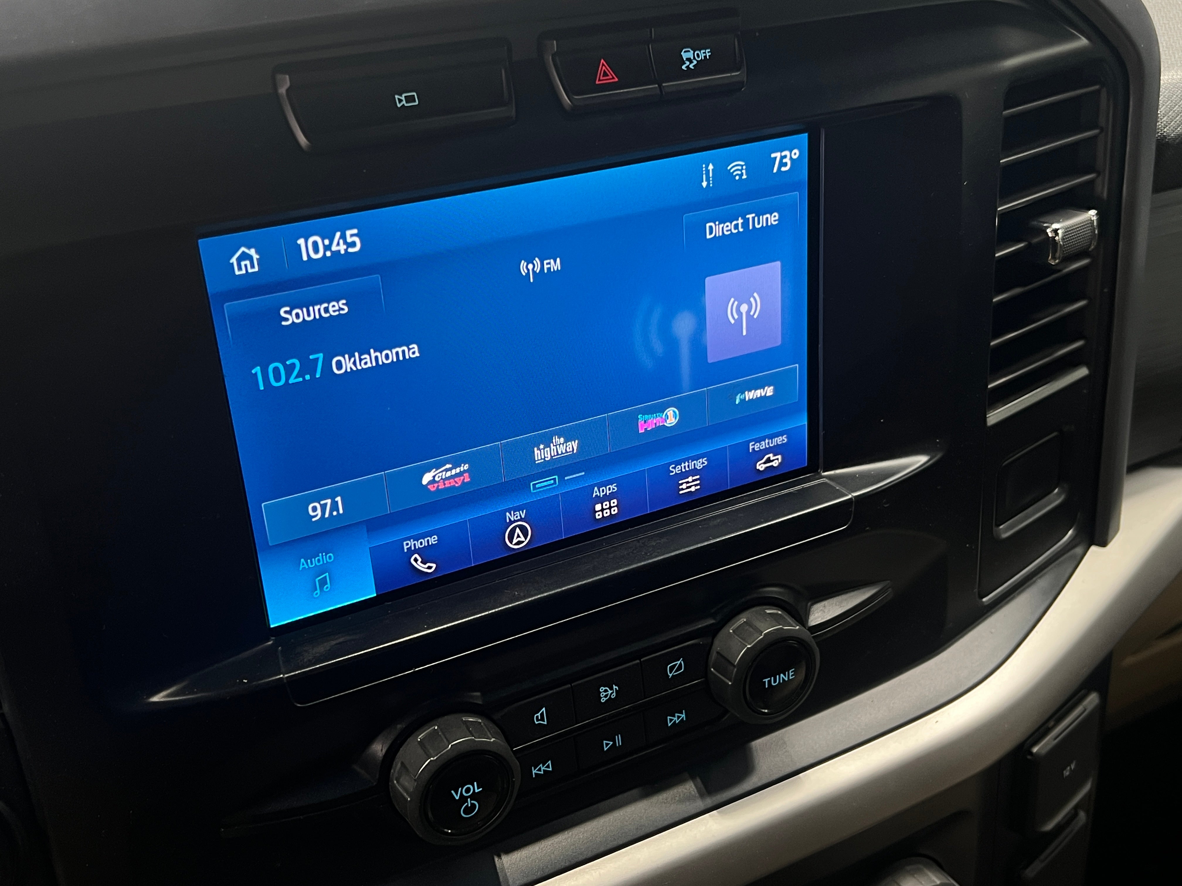 2023 Ford Econoline E-150 4