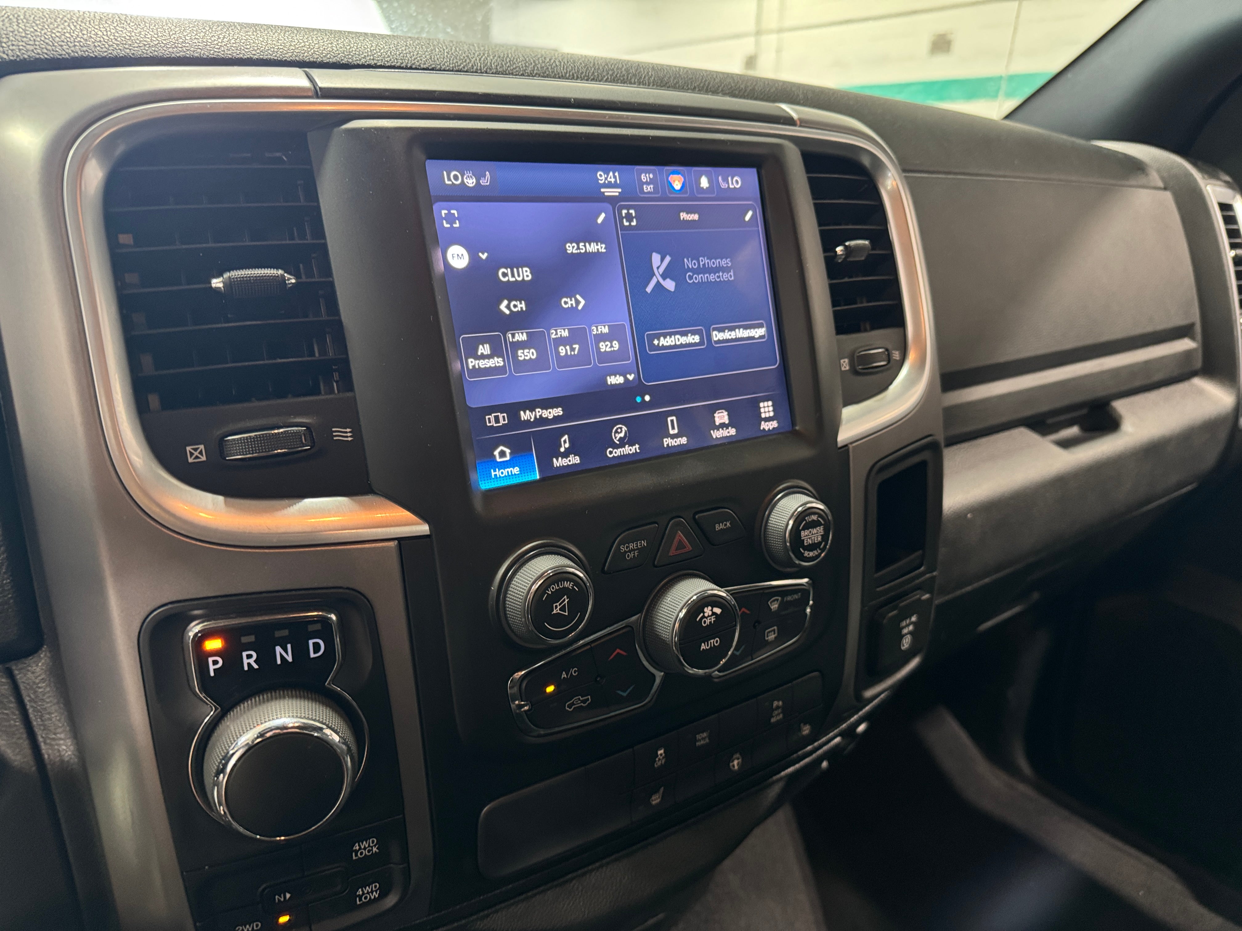 2022 RAM 1500 Classic Warlock 4