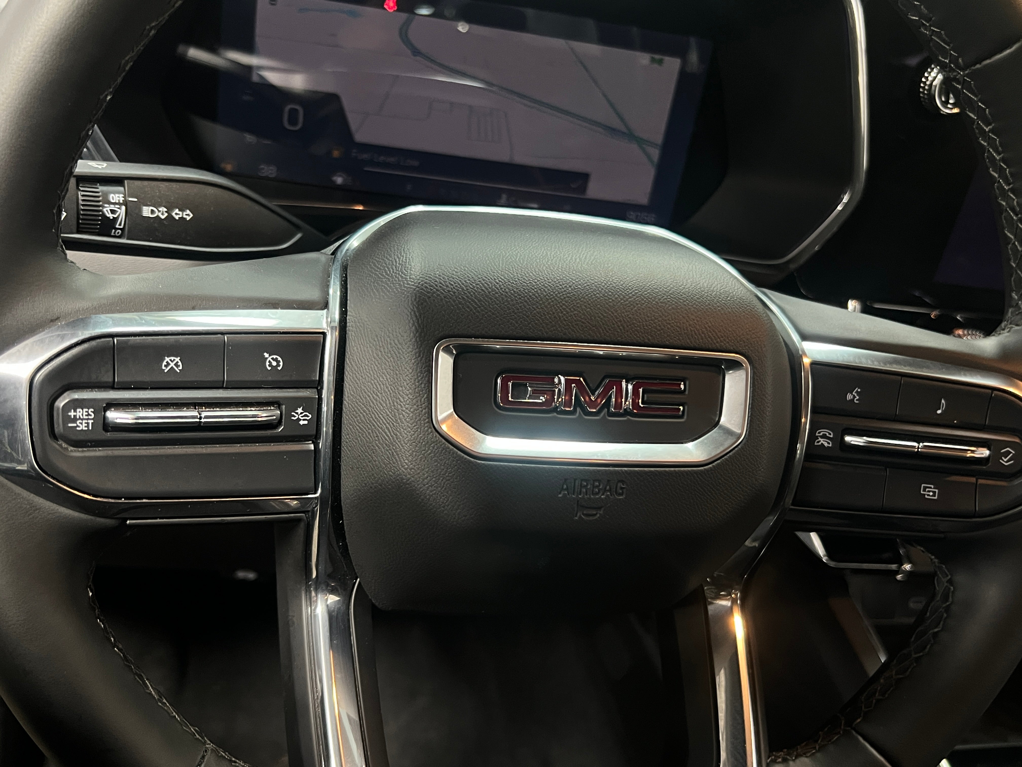 2024 GMC Canyon Elevation 5