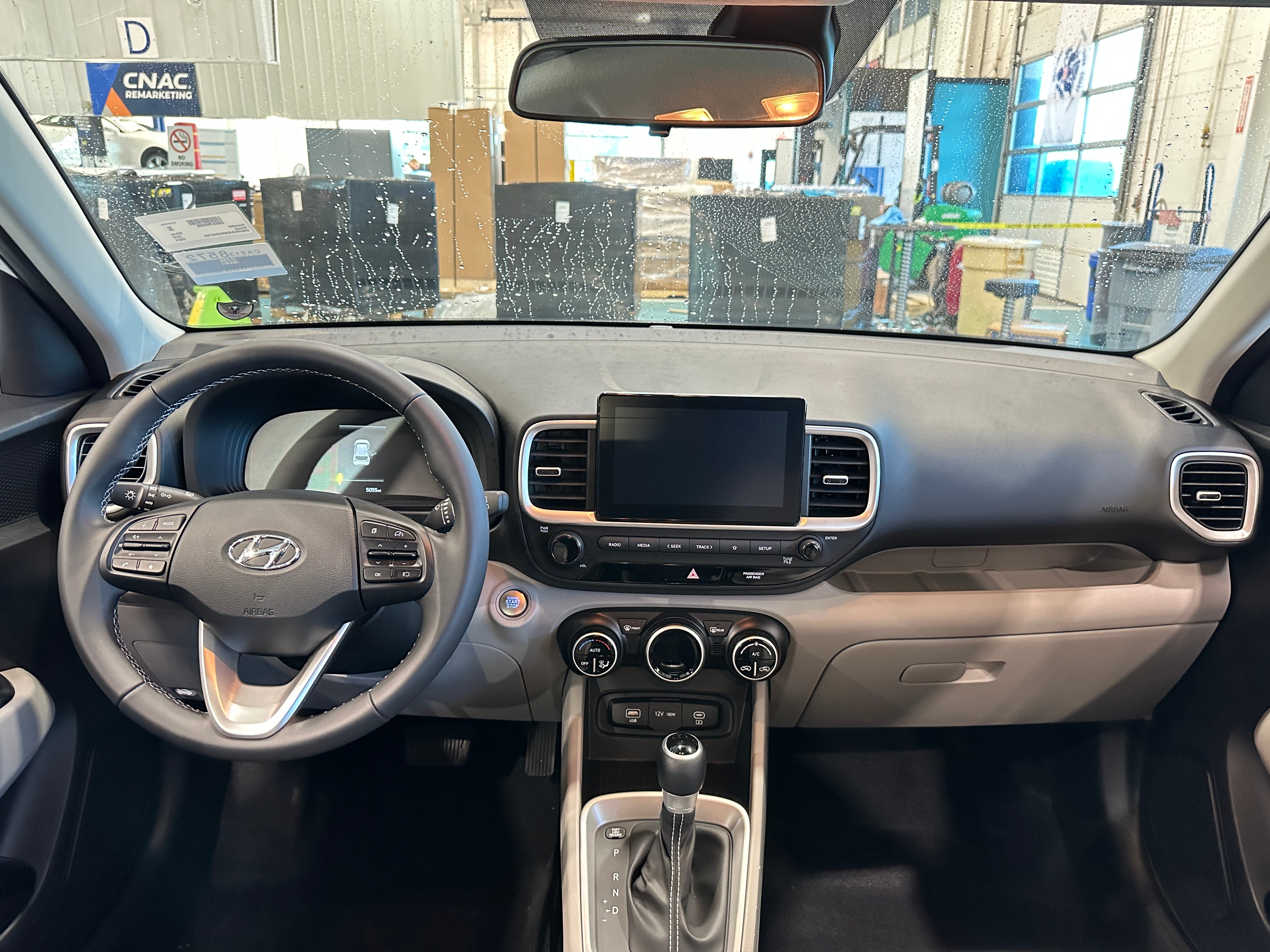 2024 Hyundai Venue SEL 3