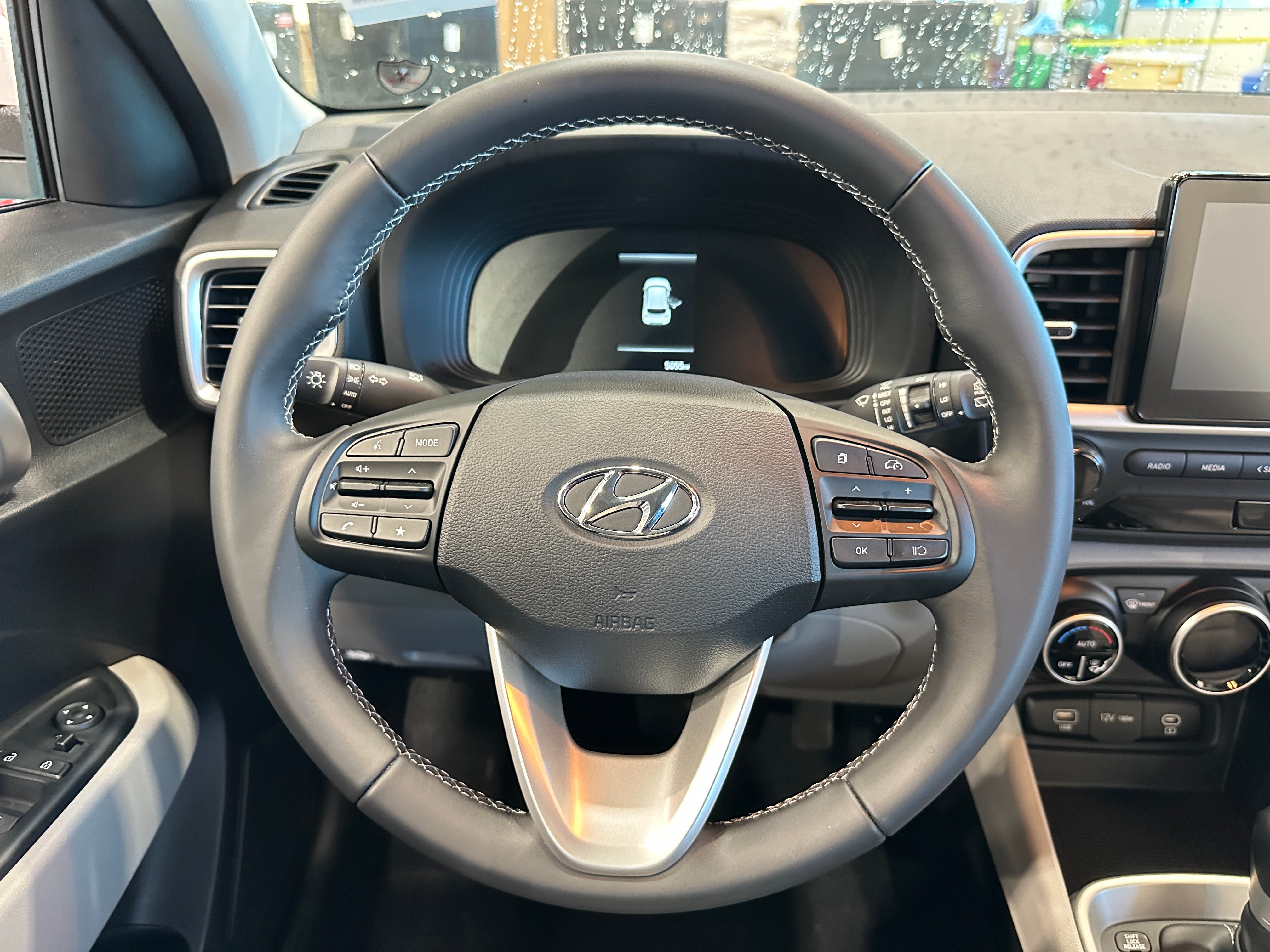 2024 Hyundai Venue SEL 5