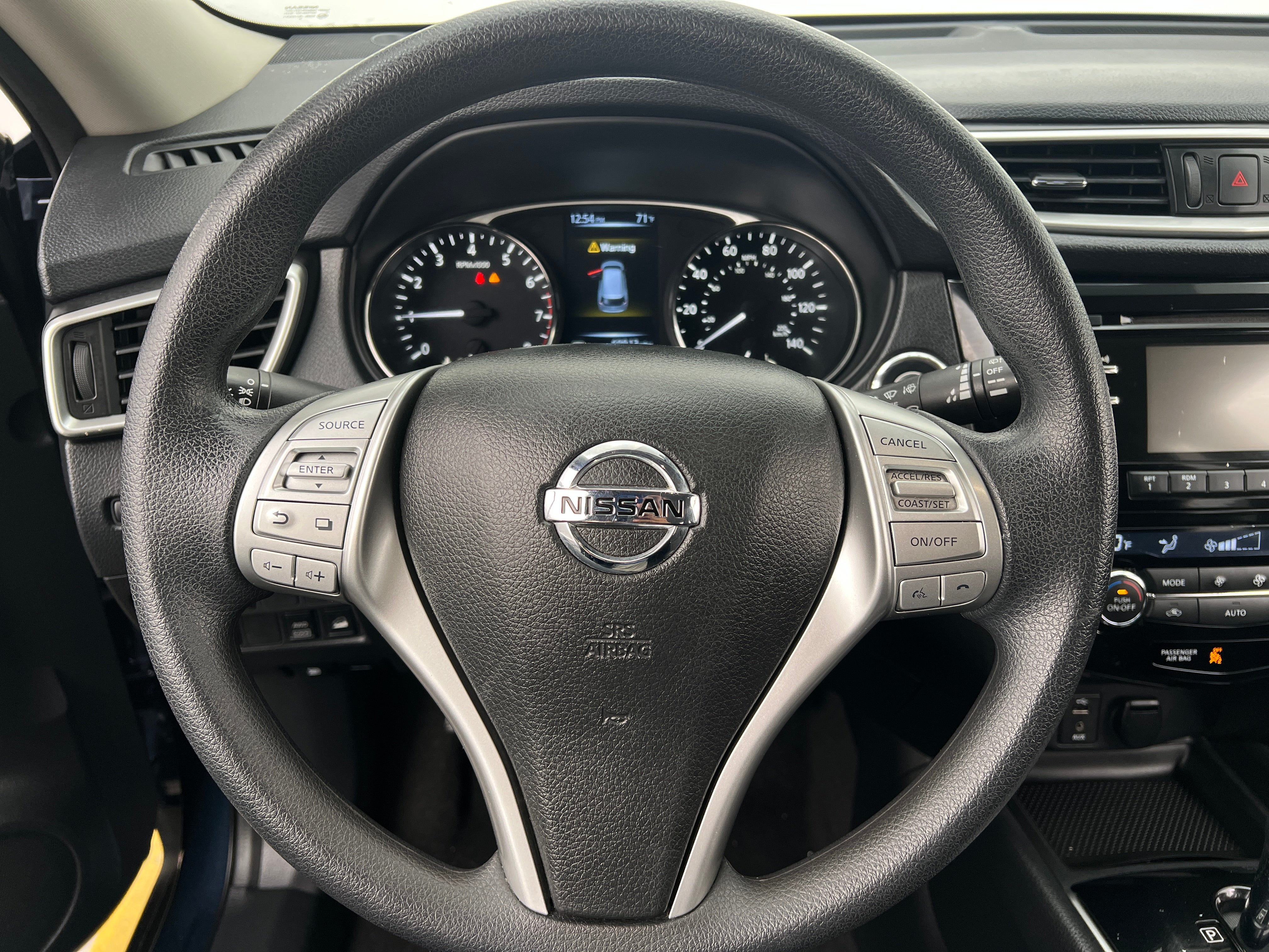 2015 Nissan Rogue SV 5