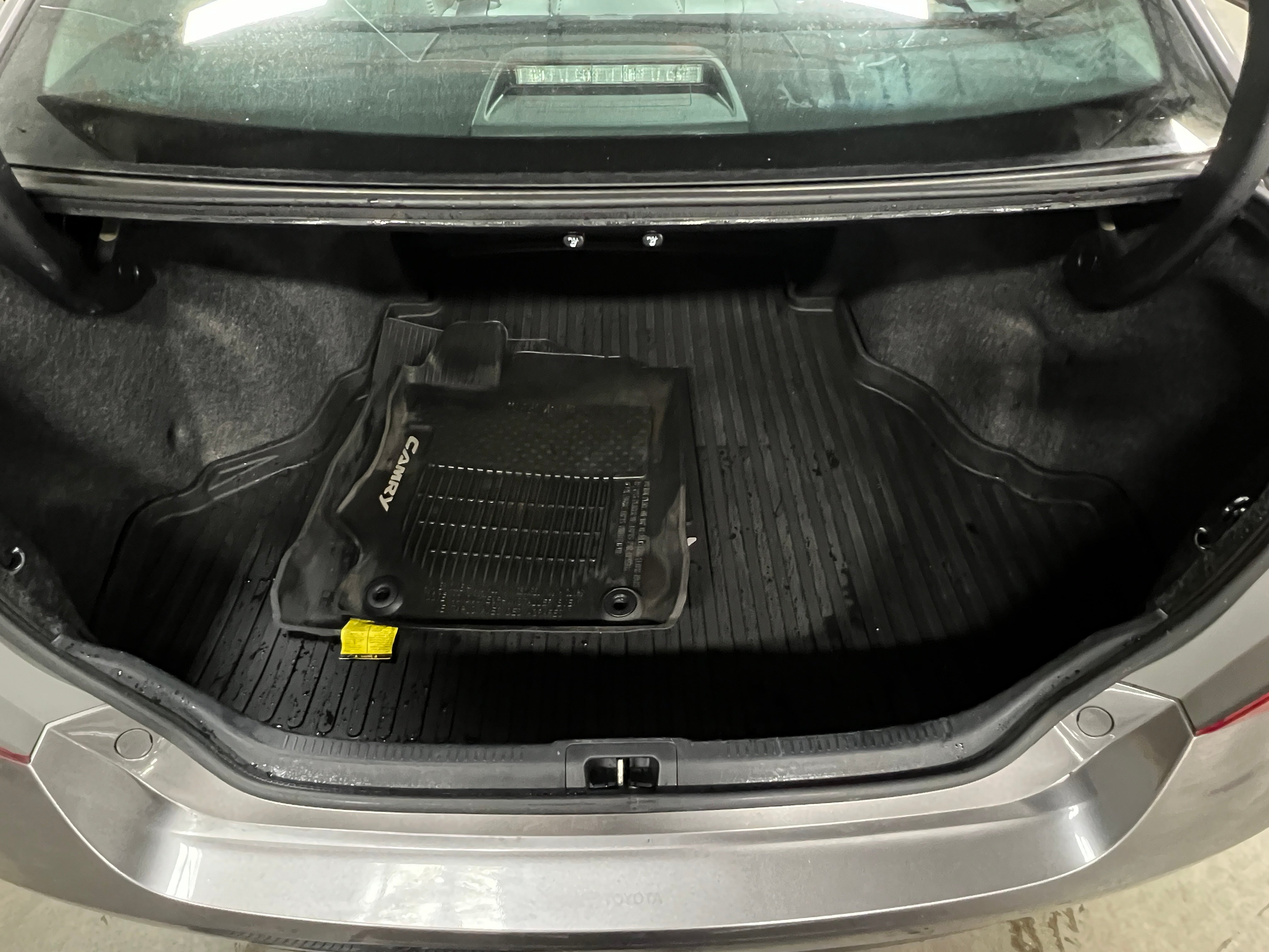 2016 Toyota Camry XLE 6