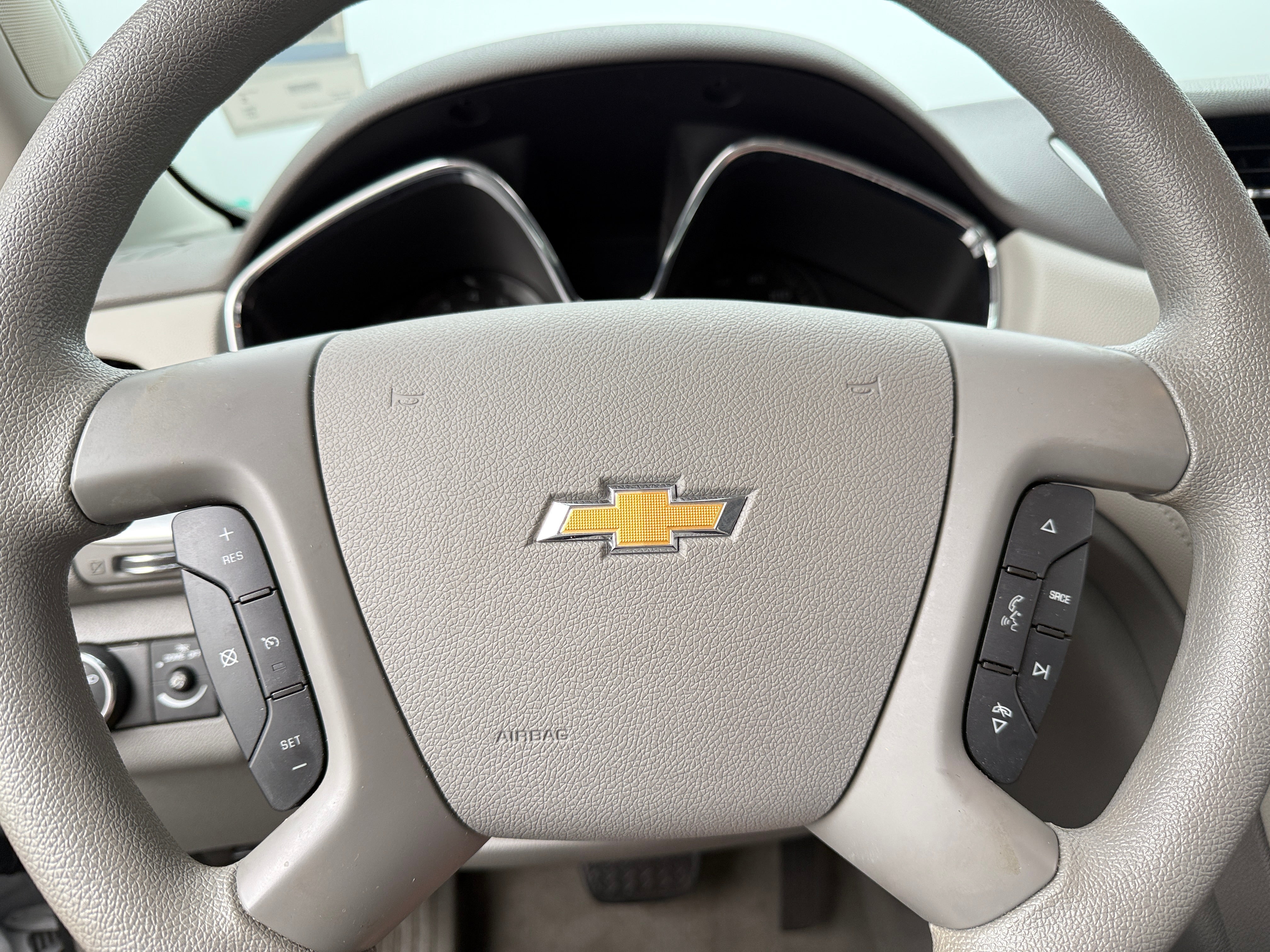 2017 Chevrolet Traverse LS 5
