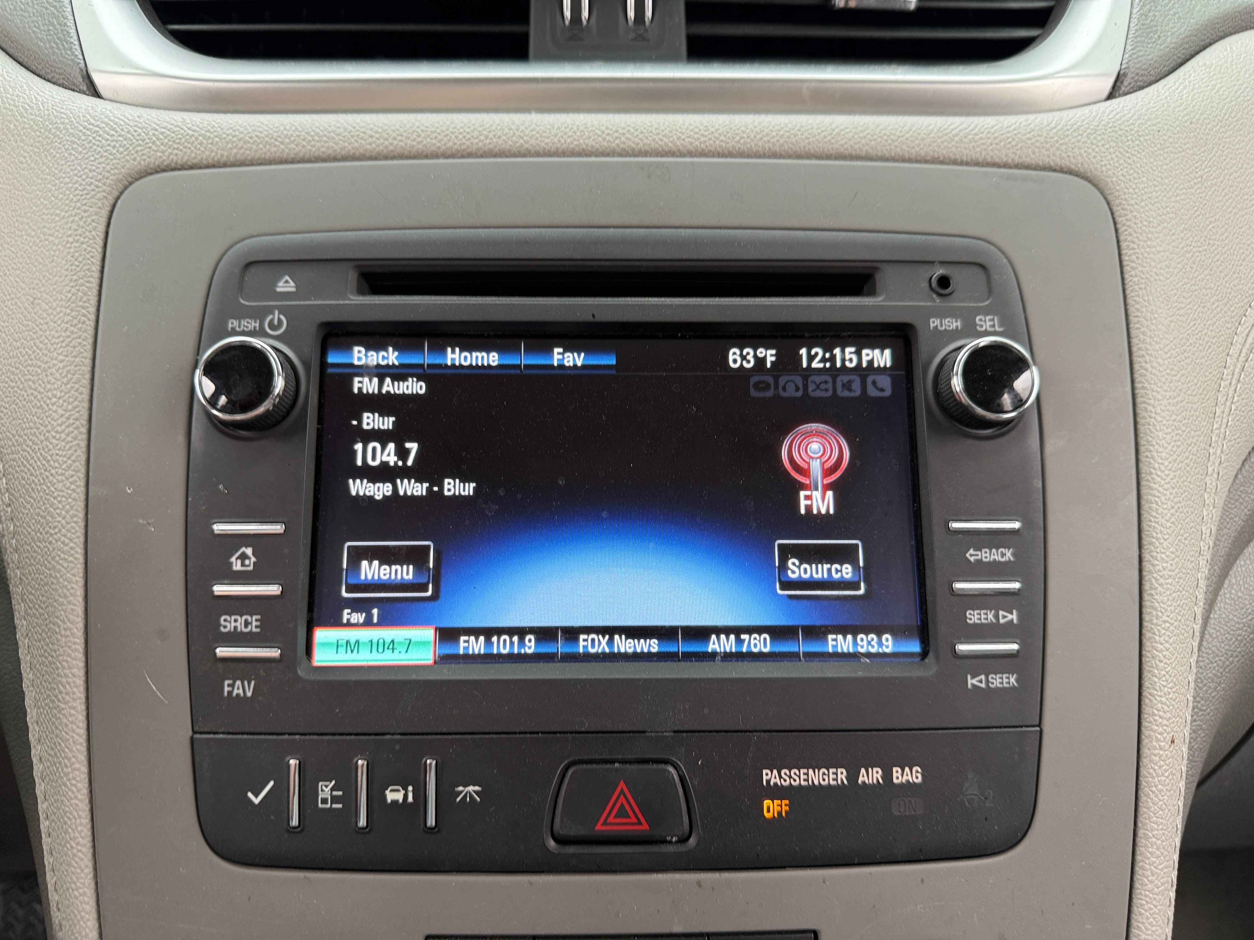 2017 Chevrolet Traverse LS 4