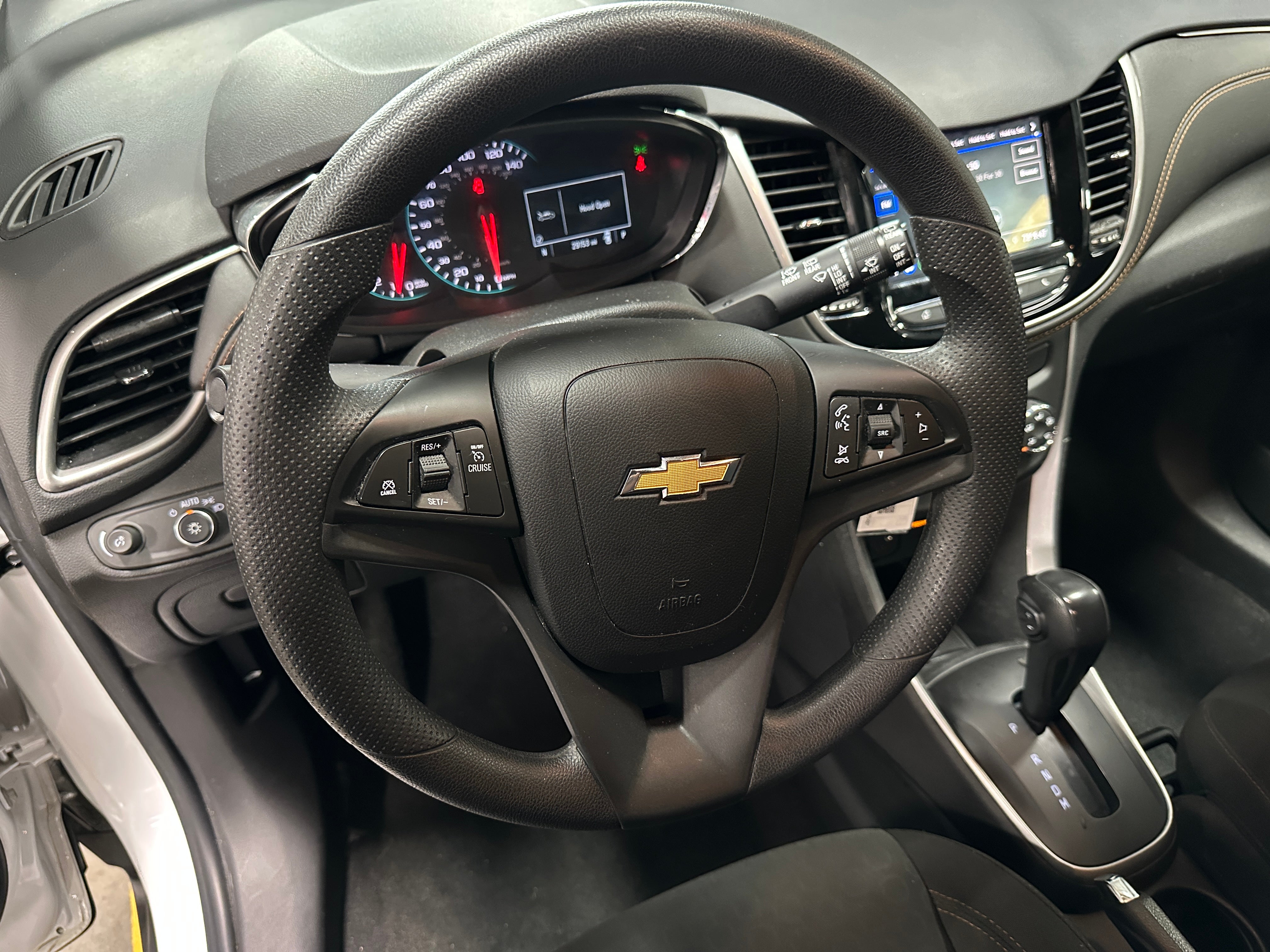 2022 Chevrolet Trax LS 5