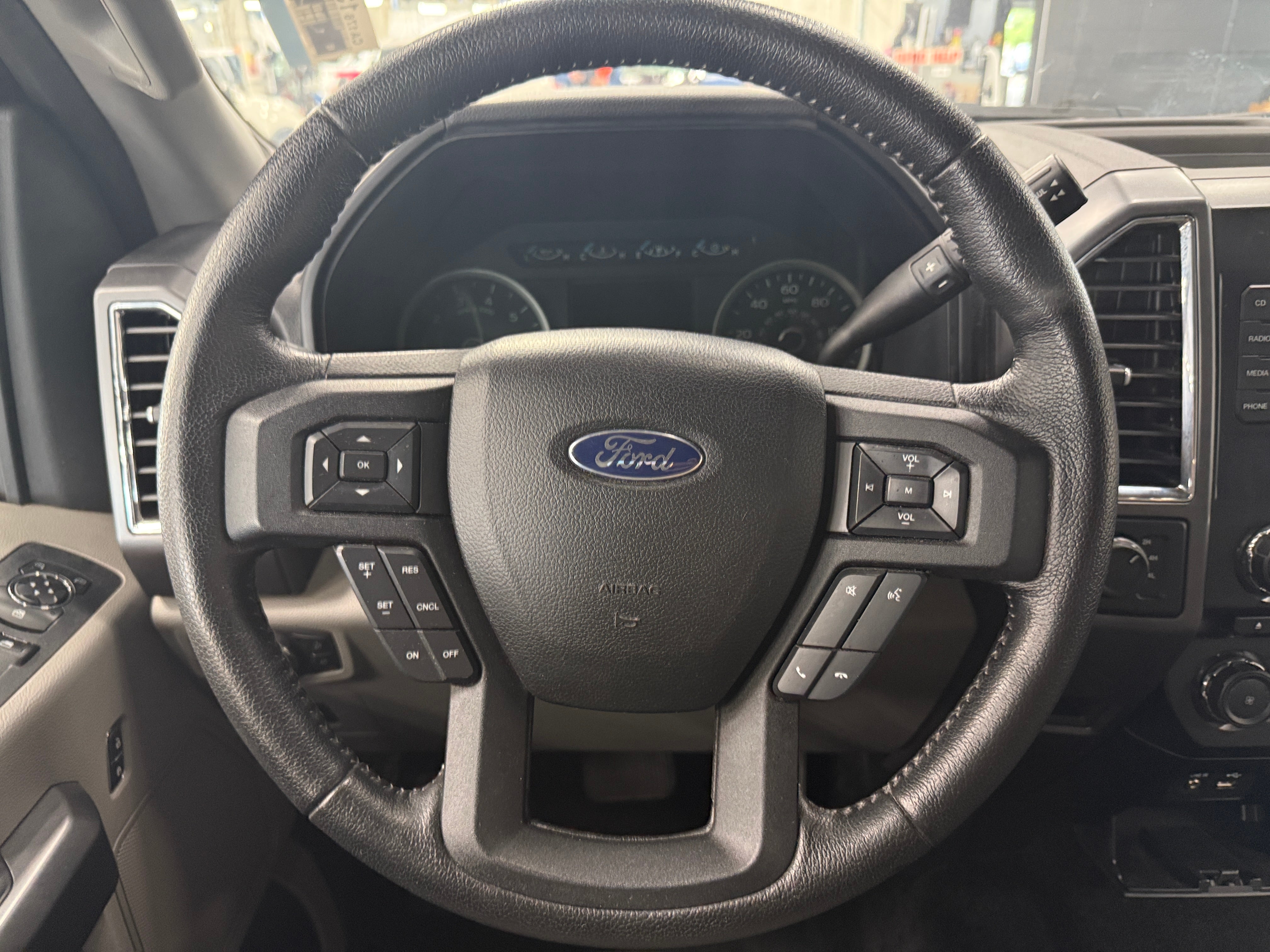 2015 Ford Econoline E-150 5
