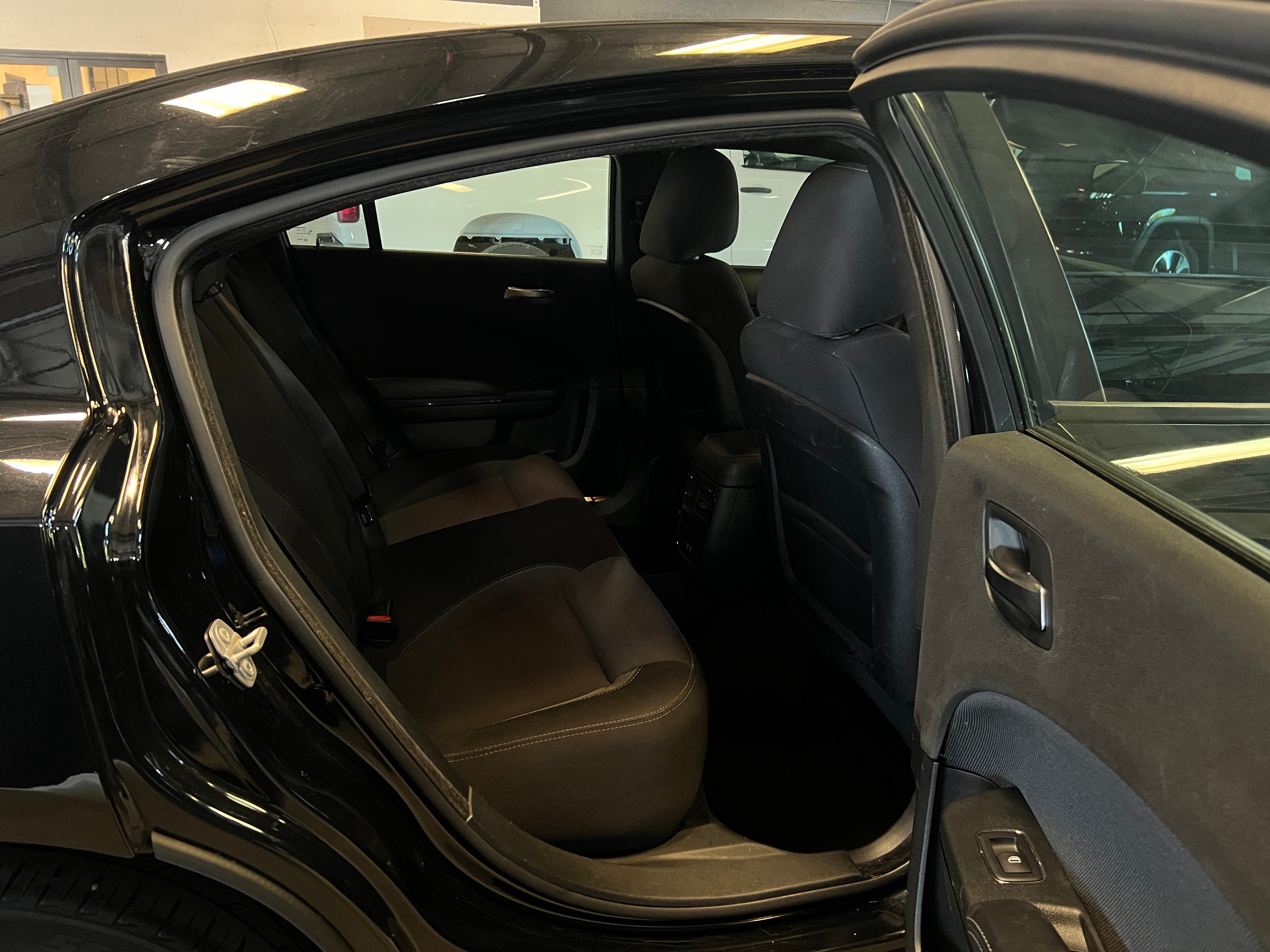 2018 Dodge Charger SXT 6
