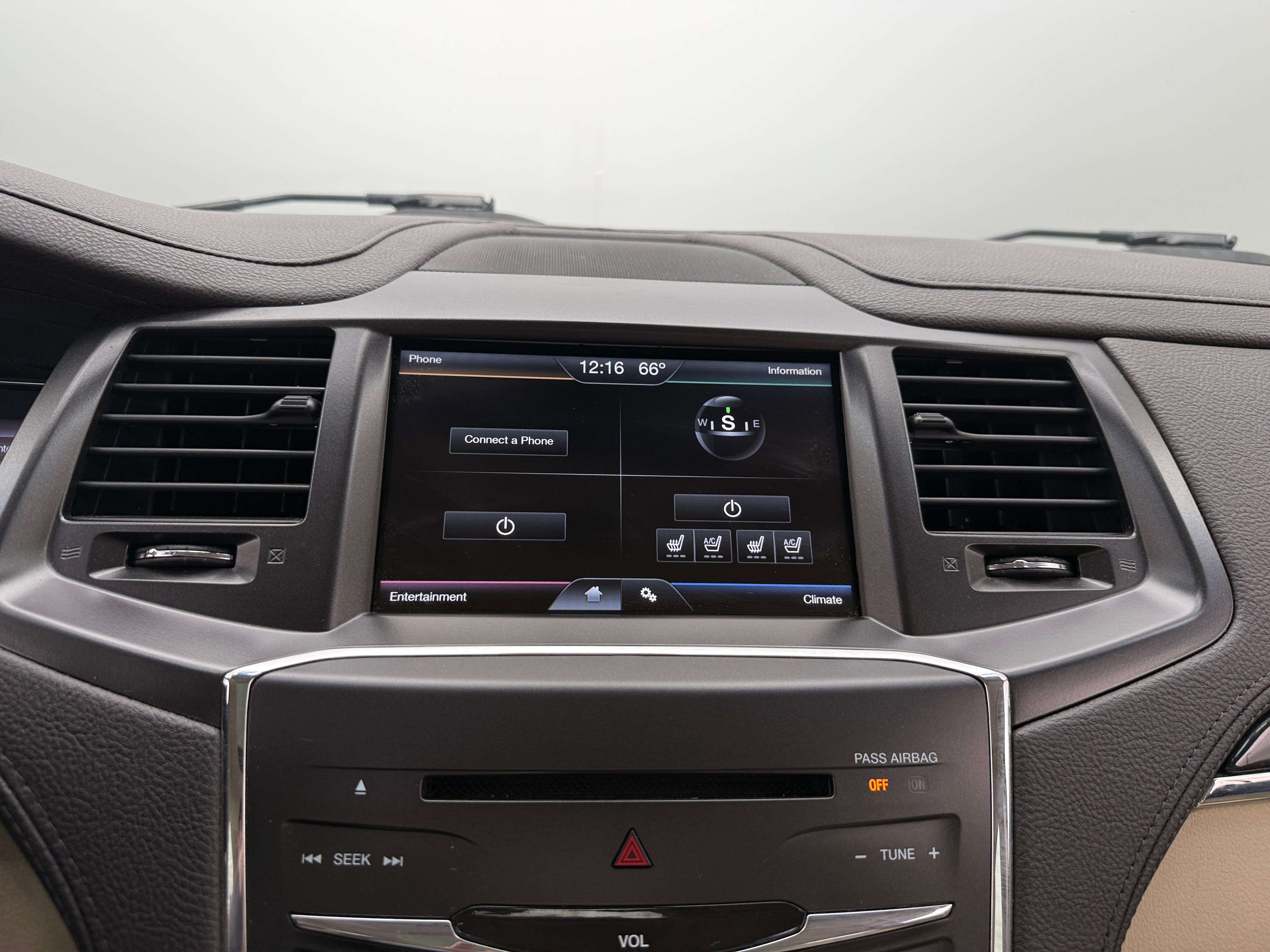 2013 Lincoln MKS  3