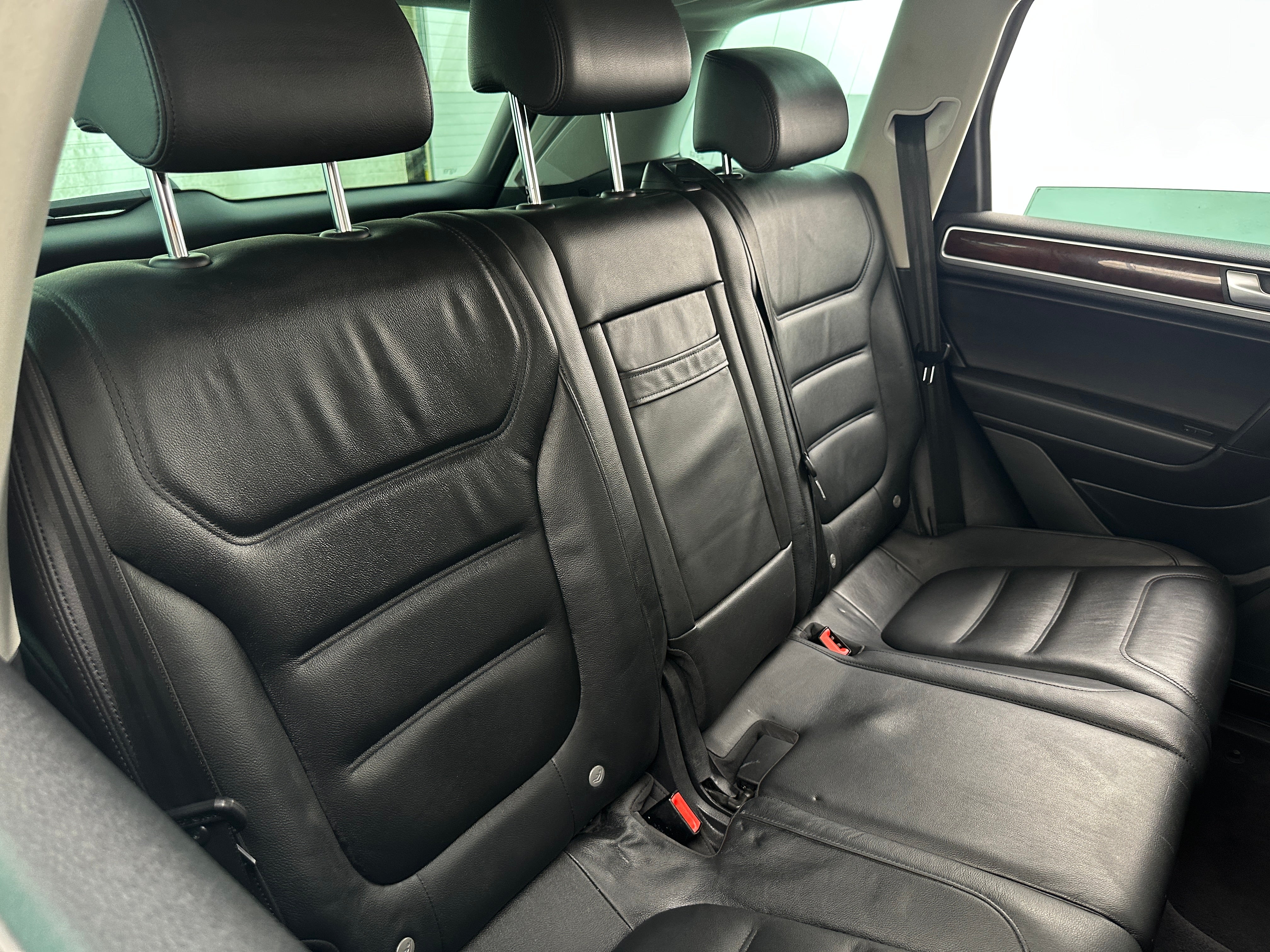 2014 Volkswagen Touareg TDI Lux 6