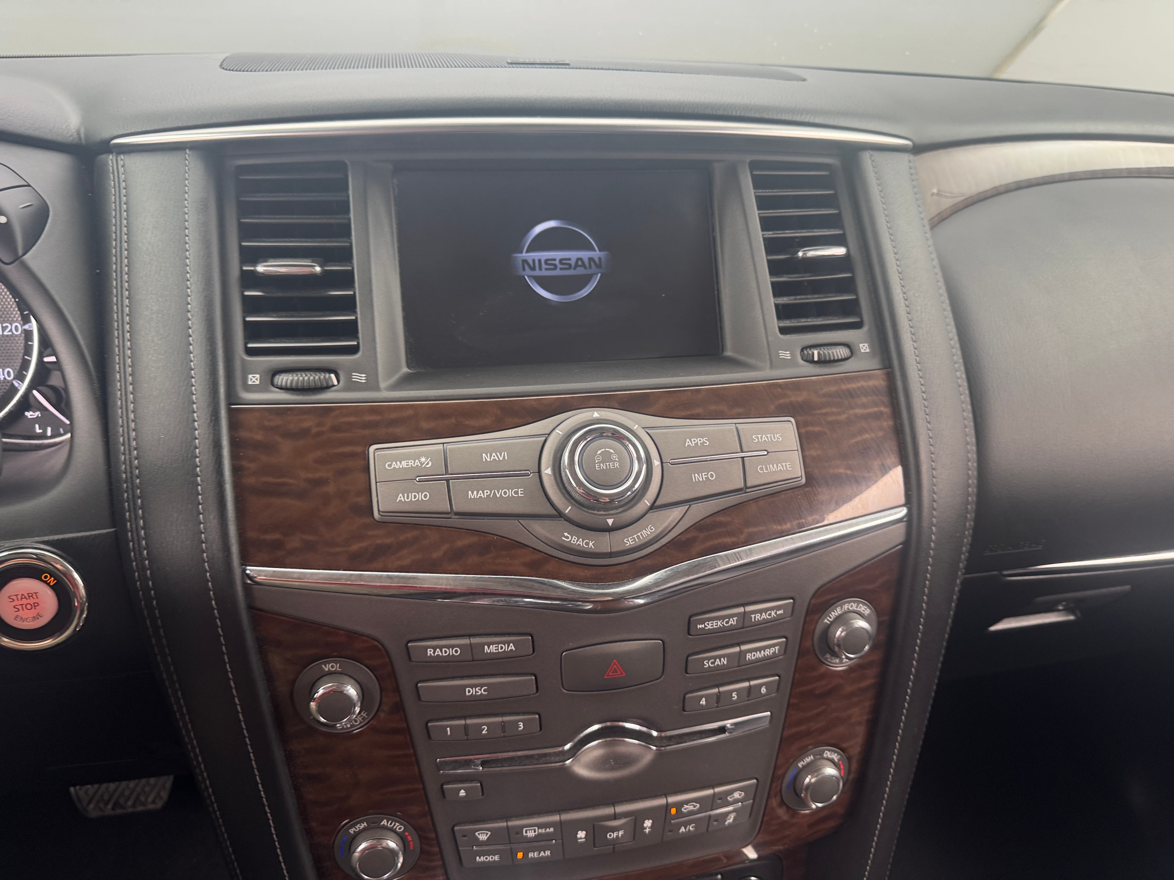 2018 Nissan Armada Platinum Edition 3