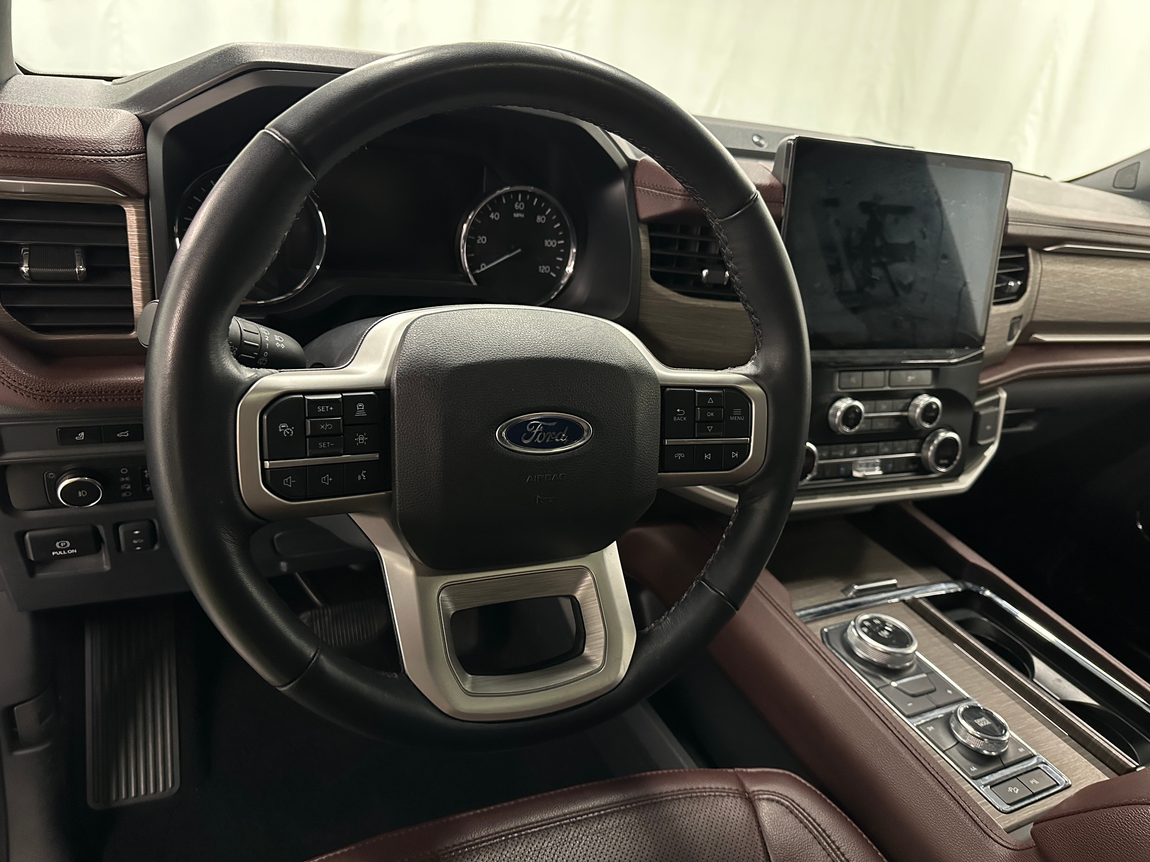 2024 Ford Expedition Limited 4