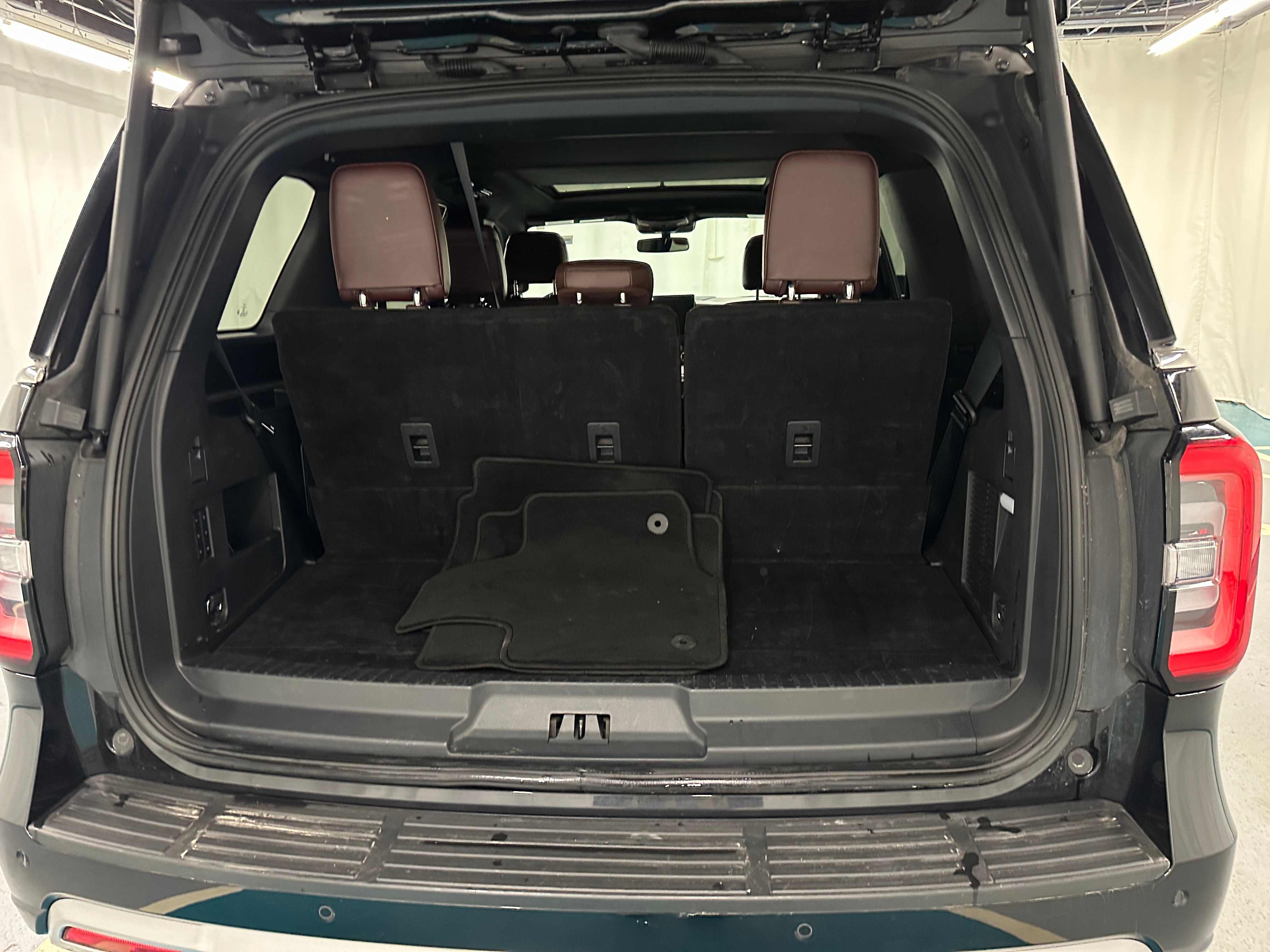 2024 Ford Expedition Limited 6