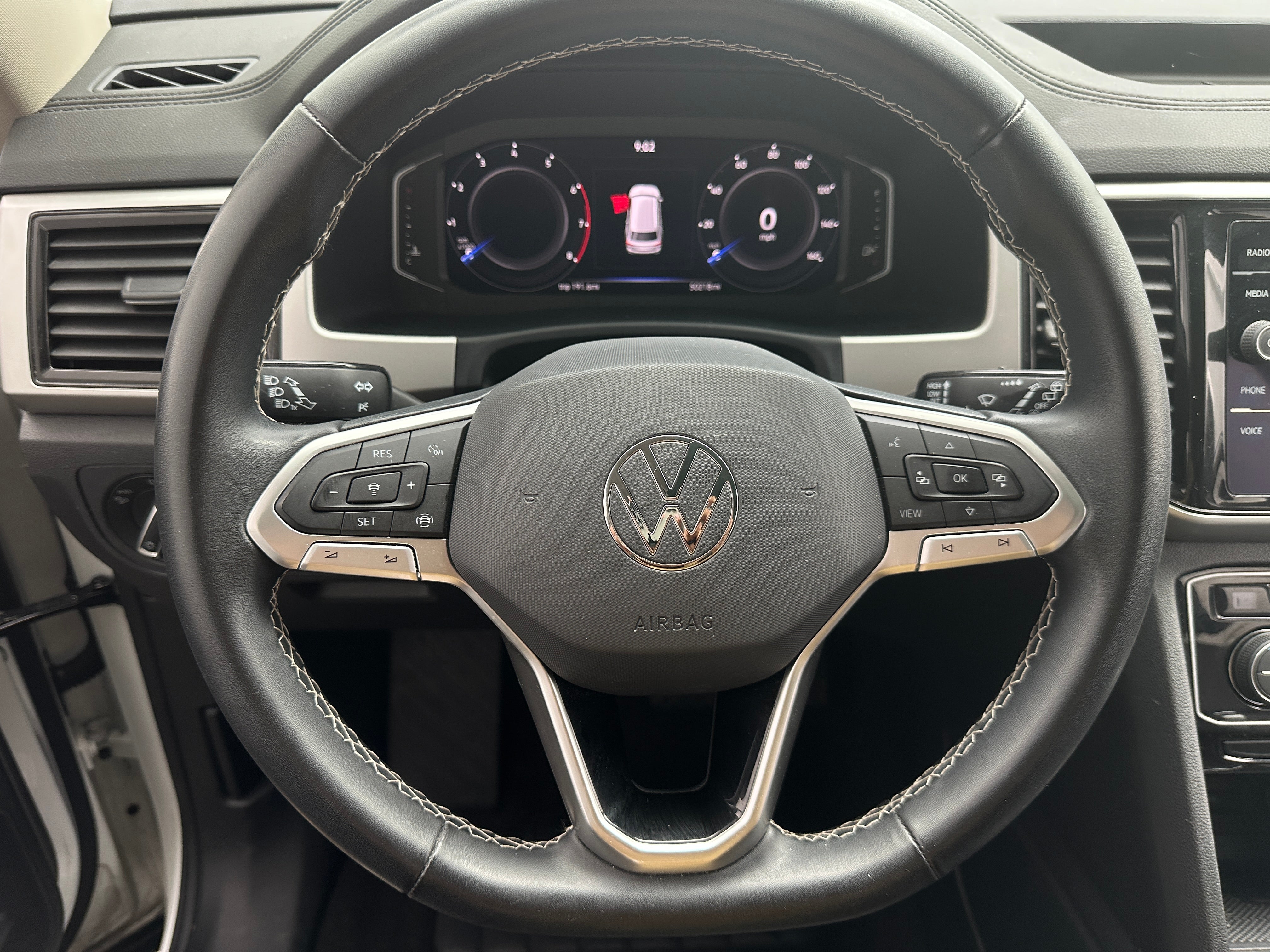 2022 Volkswagen Atlas SE 4