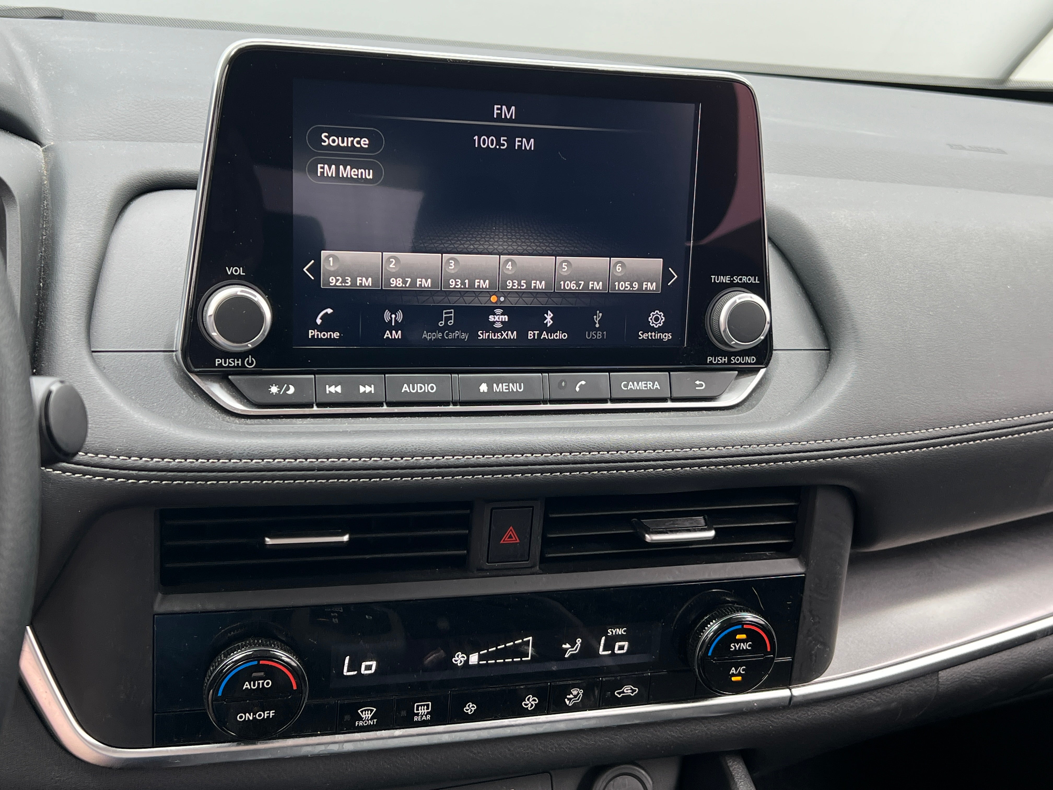2024 Nissan Rogue SV 4