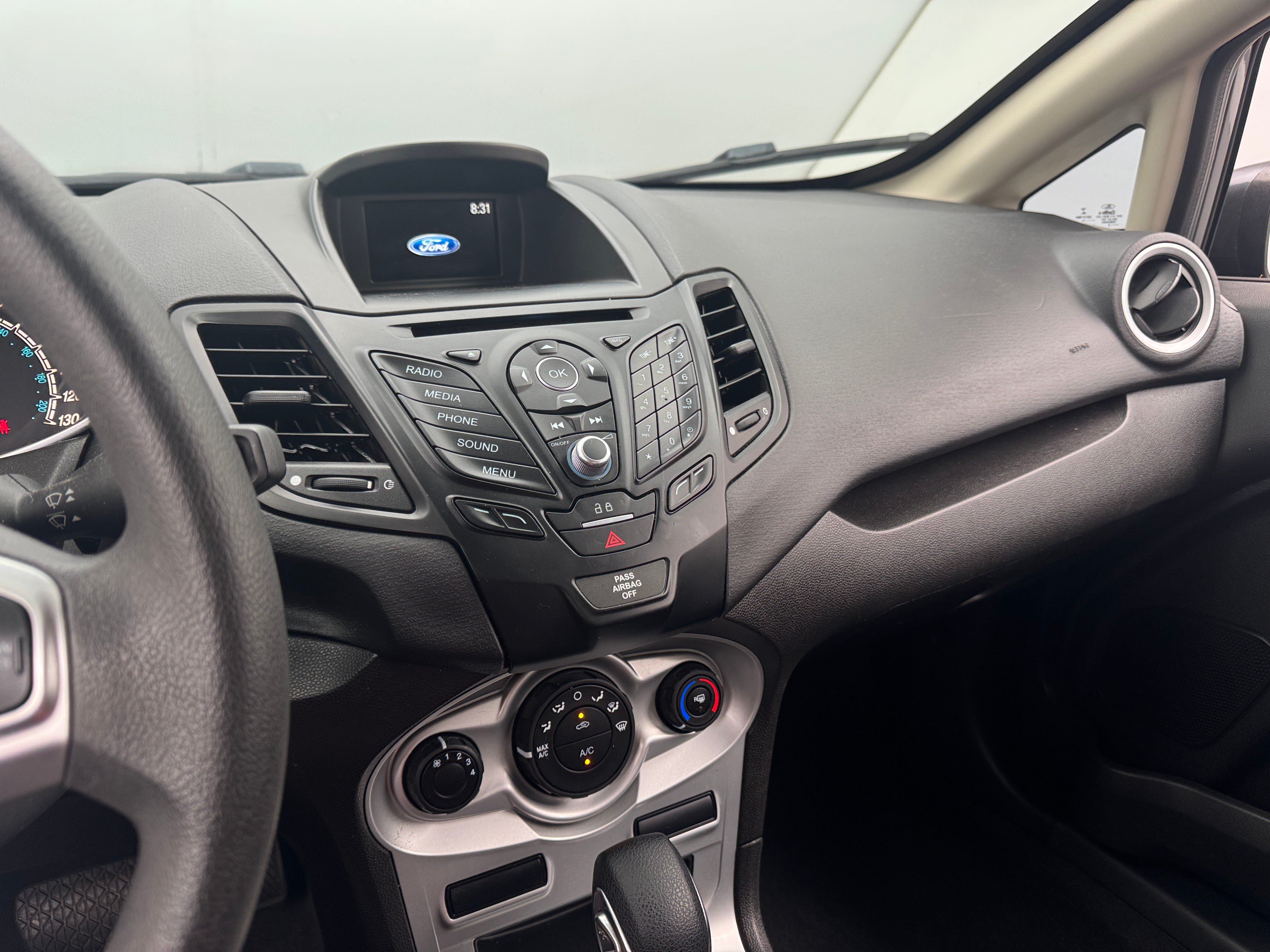 2019 Ford Fiesta SE 4