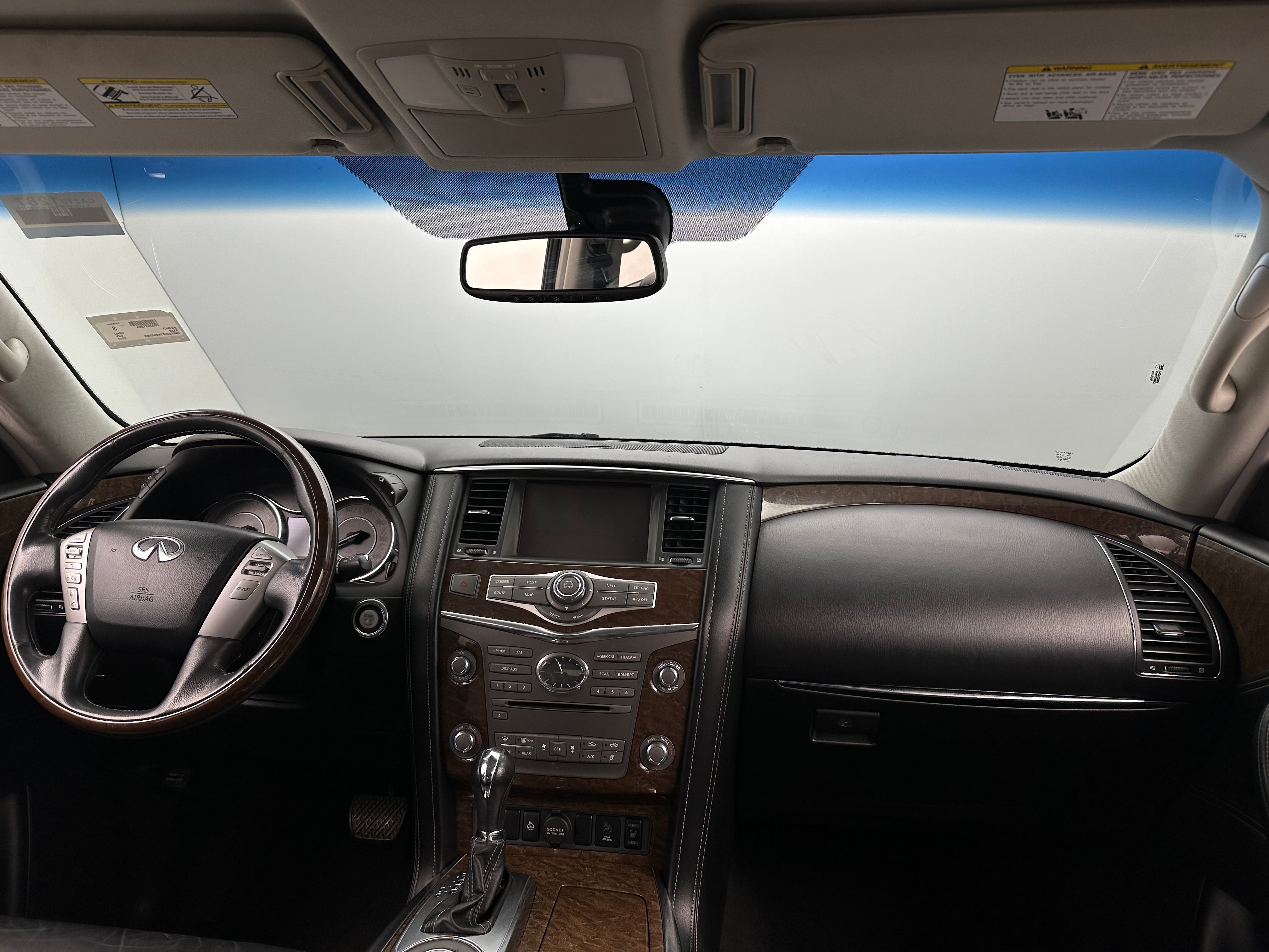 2017 INFINITI QX80 Base 2
