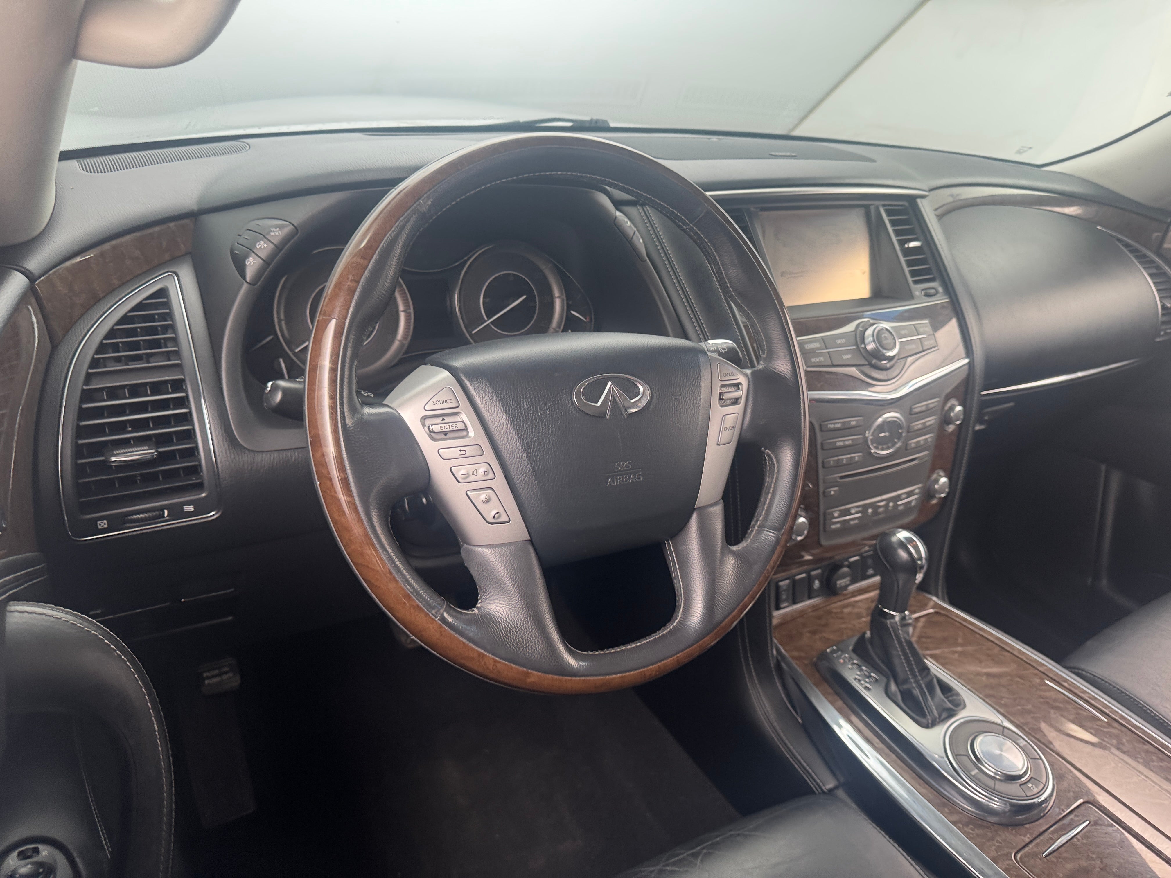 2017 INFINITI QX80 Base 4