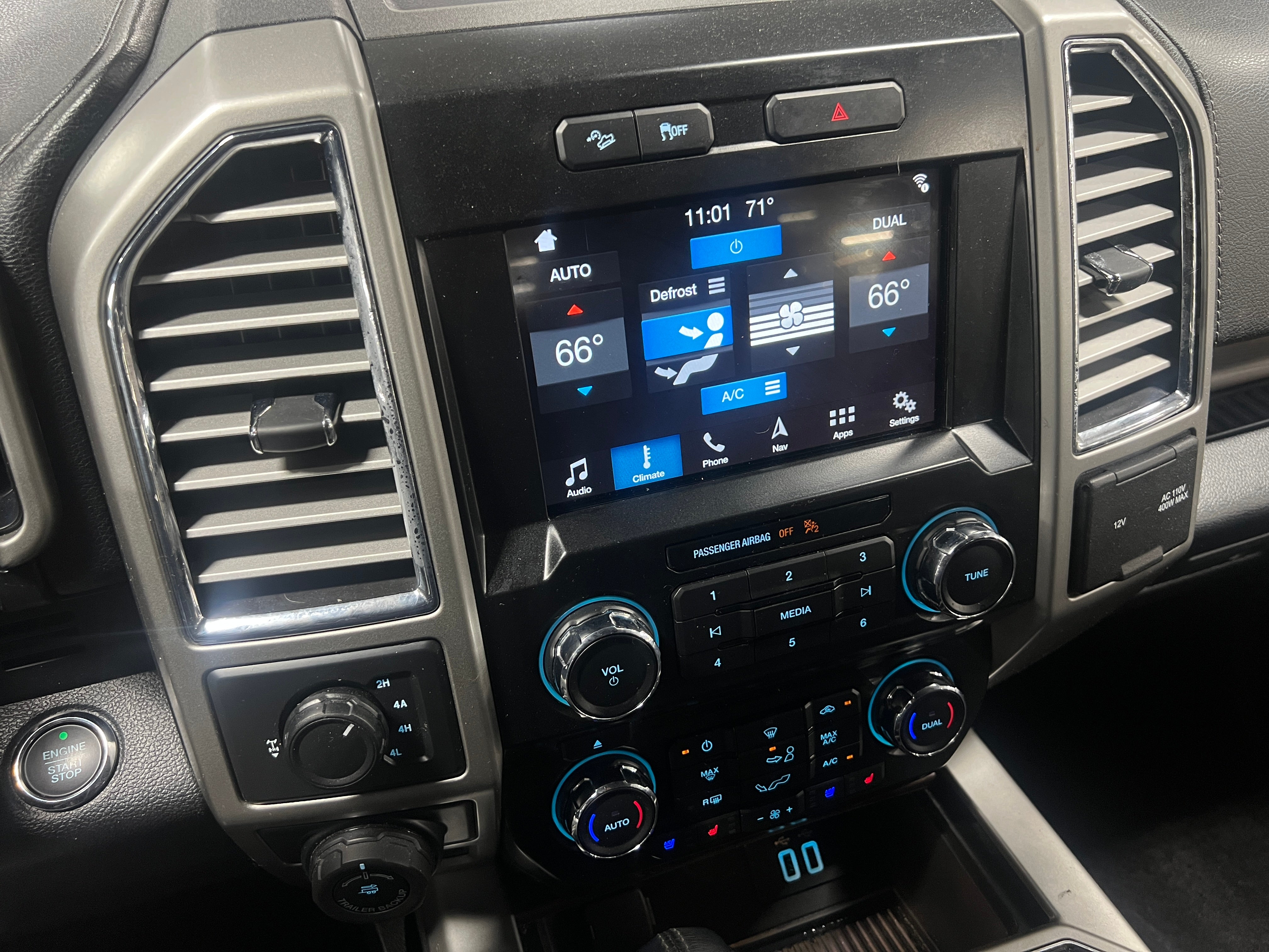 2016 Ford Econoline E-150 3