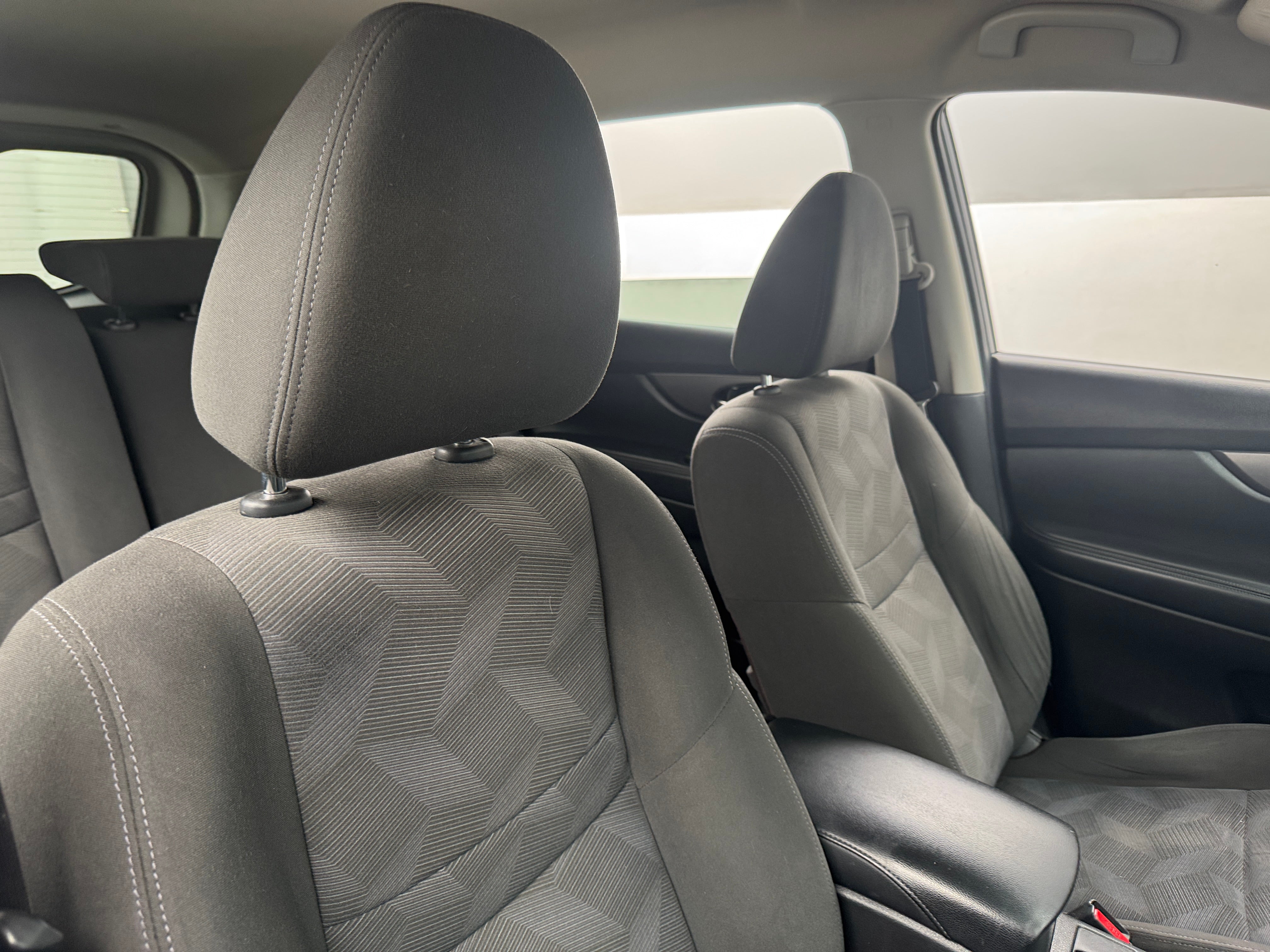 2016 Nissan Rogue S 2