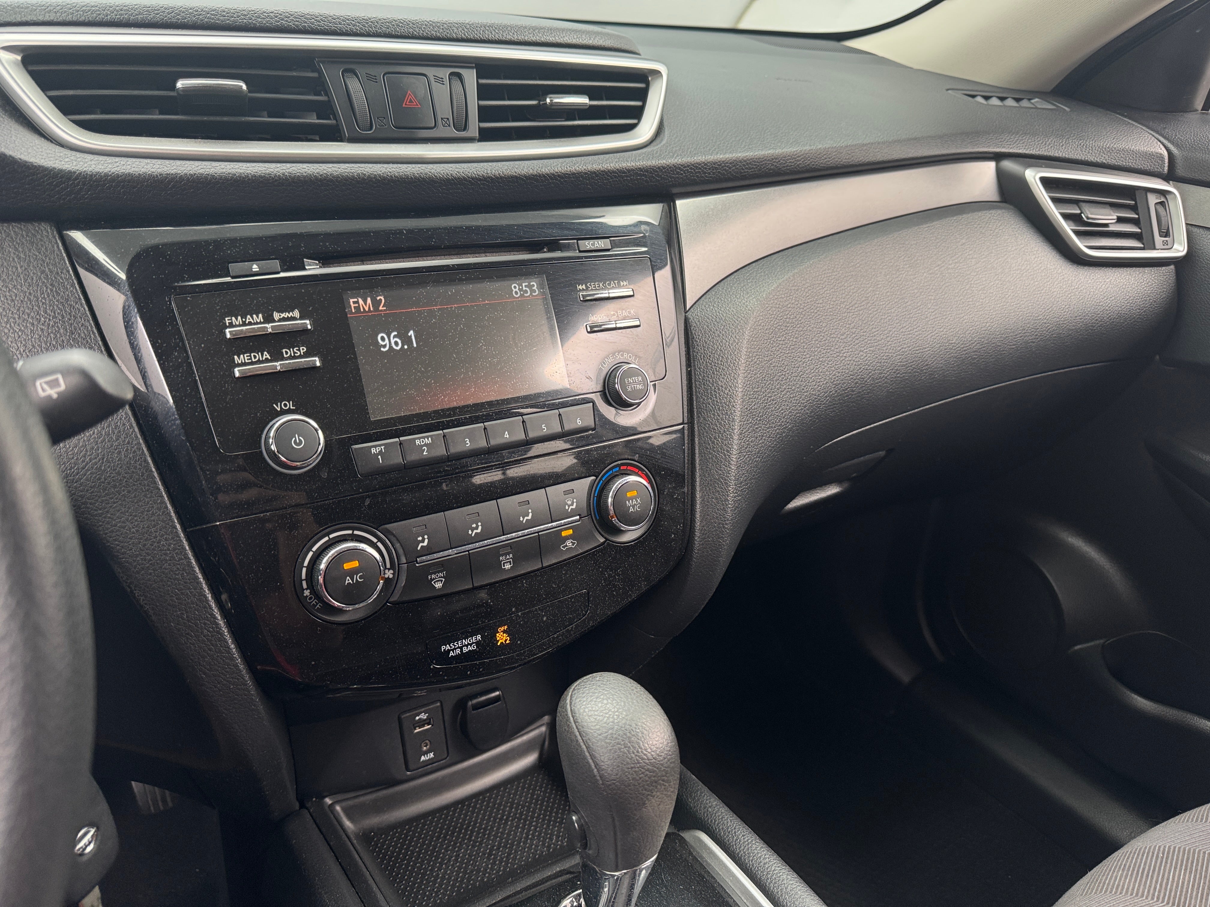 2016 Nissan Rogue S 4