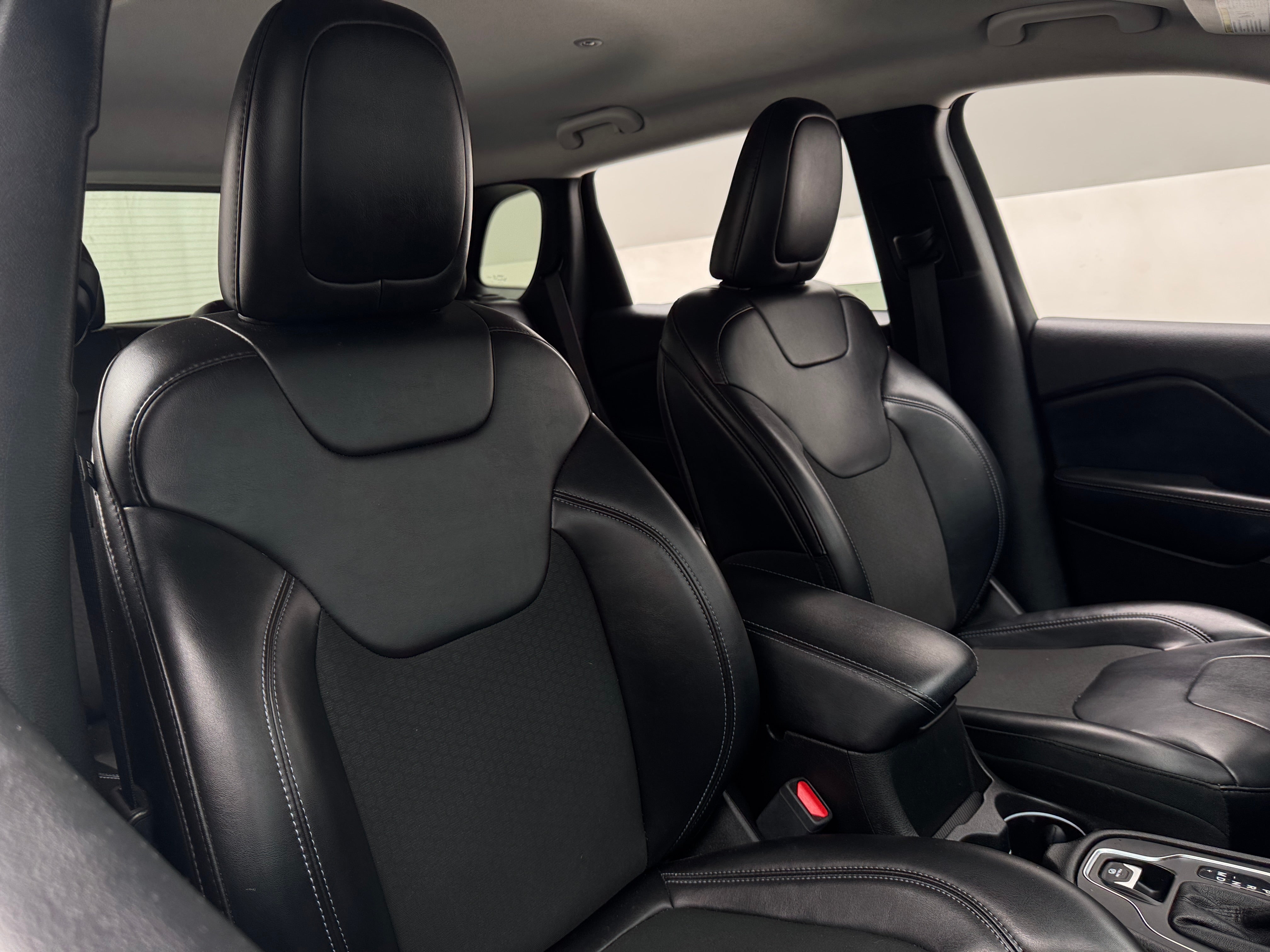 2019 Jeep Cherokee Latitude 2