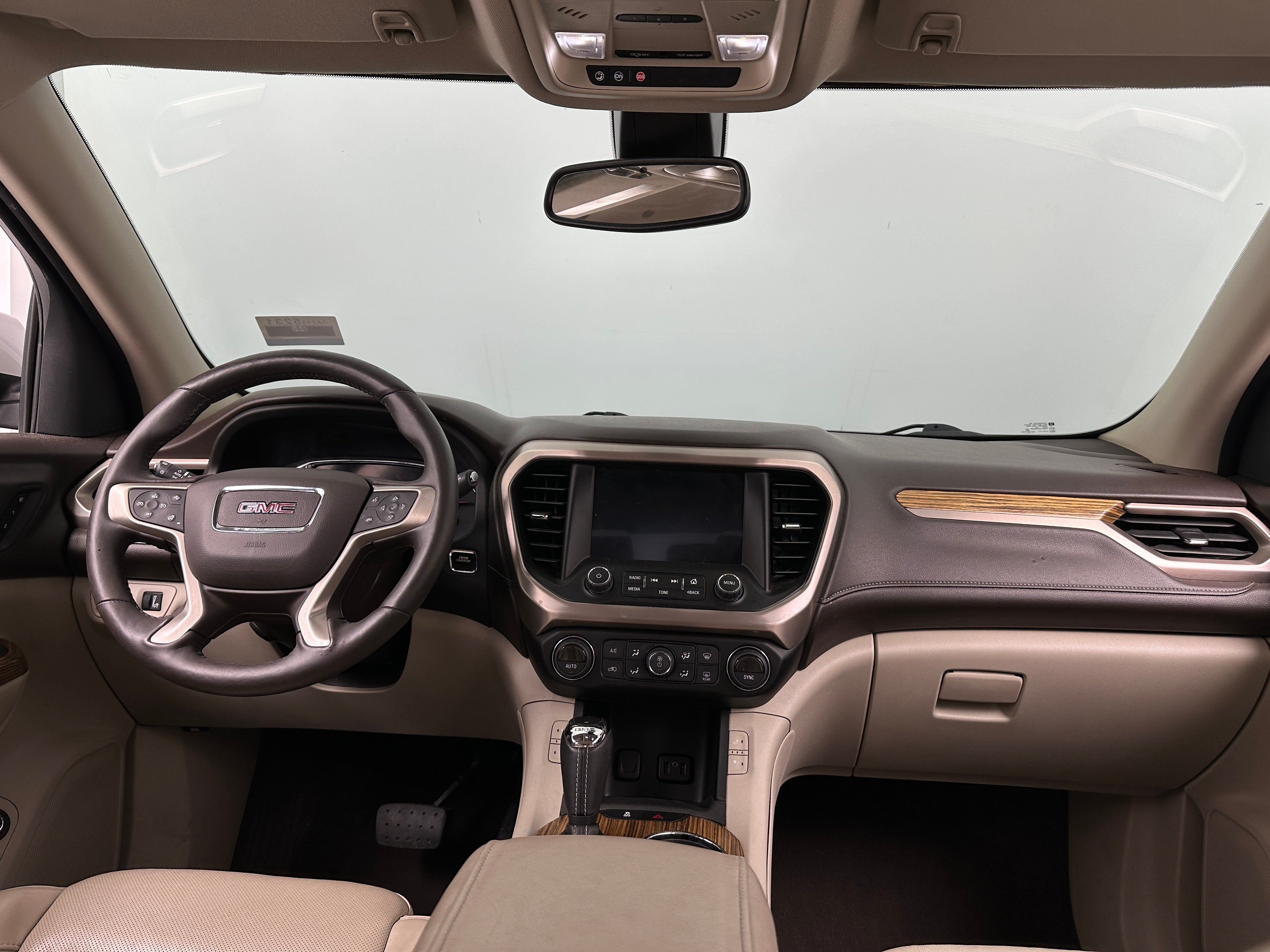 2017 GMC Acadia Denali 2